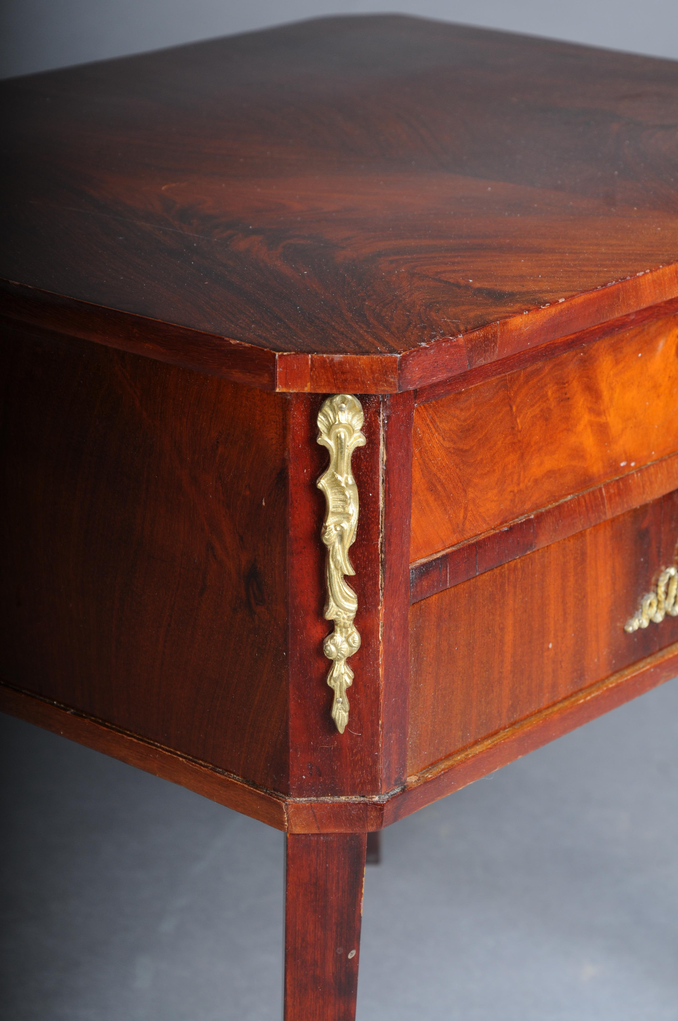 Biedermeier bedside table, circa 1830, mahogany For Sale 9