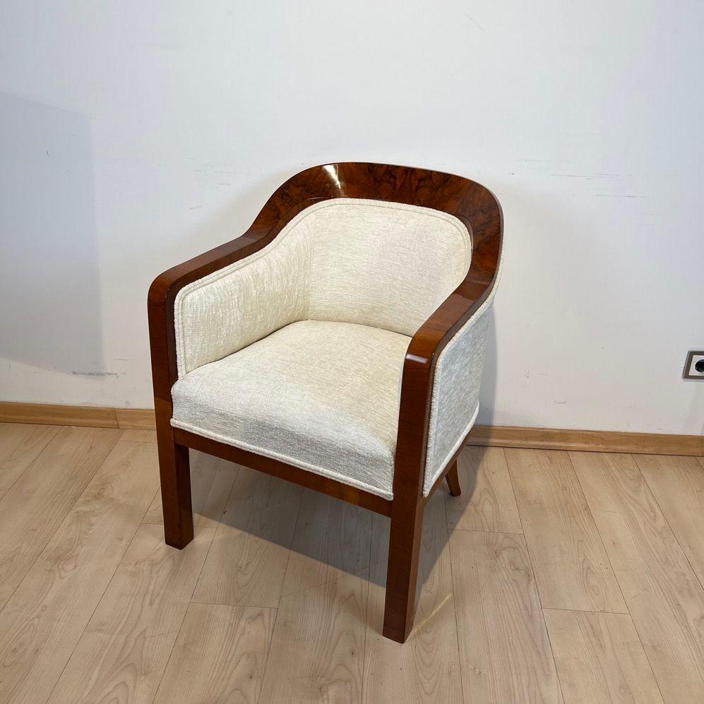 19th Century Biedermeier Bergere Chair, Walnut, Creme Velvet, Austria, circa 1840 For Sale