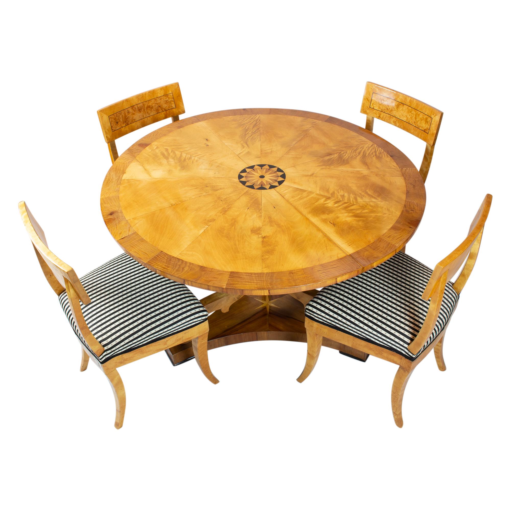 Biedermeier Birch Wood Dining Room Set, One Table & Four Chairs 10