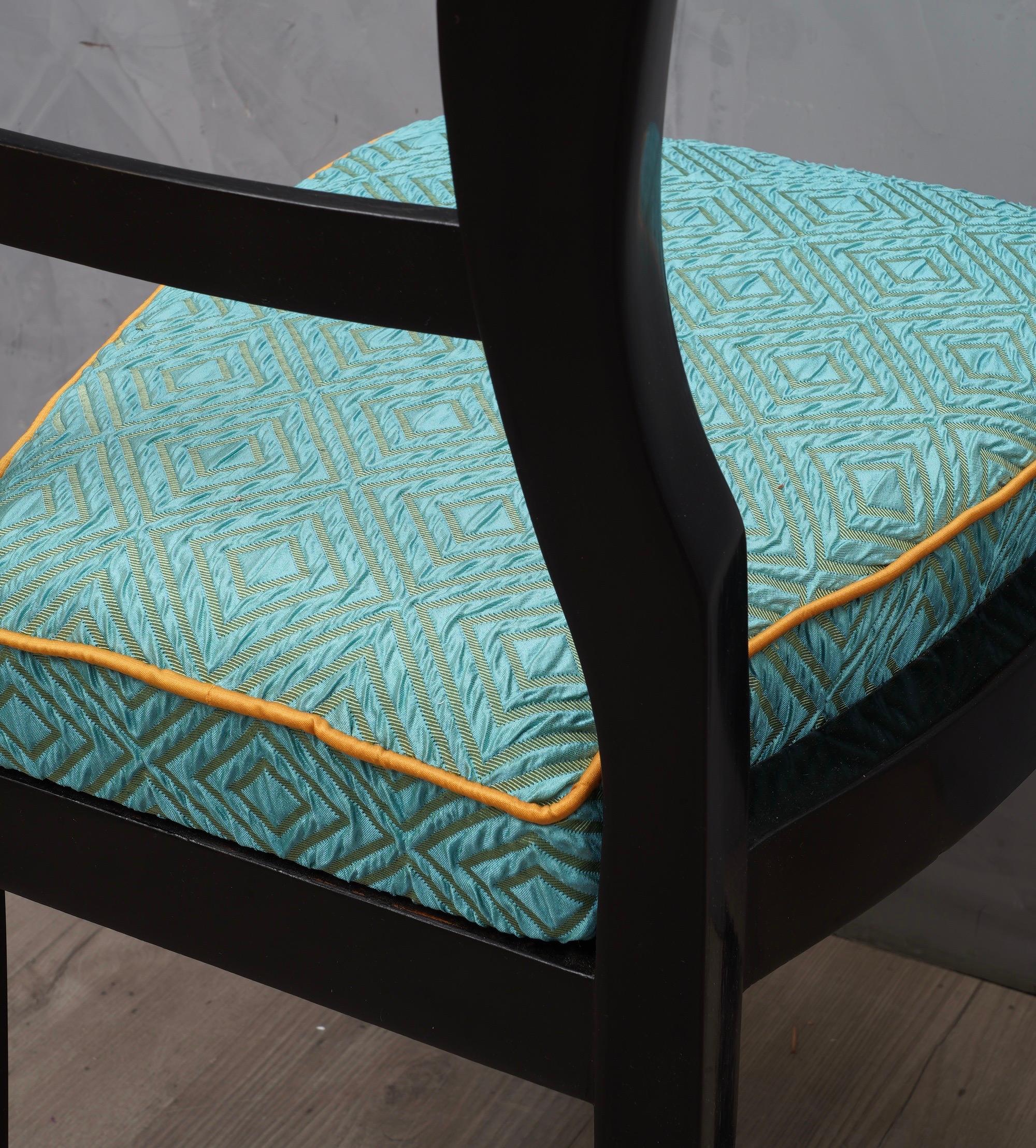 Biedermeier Black Lacquered and Azure Silk Fabric Austrian Dinning Chairs, 1820 In Good Condition In Rome, IT