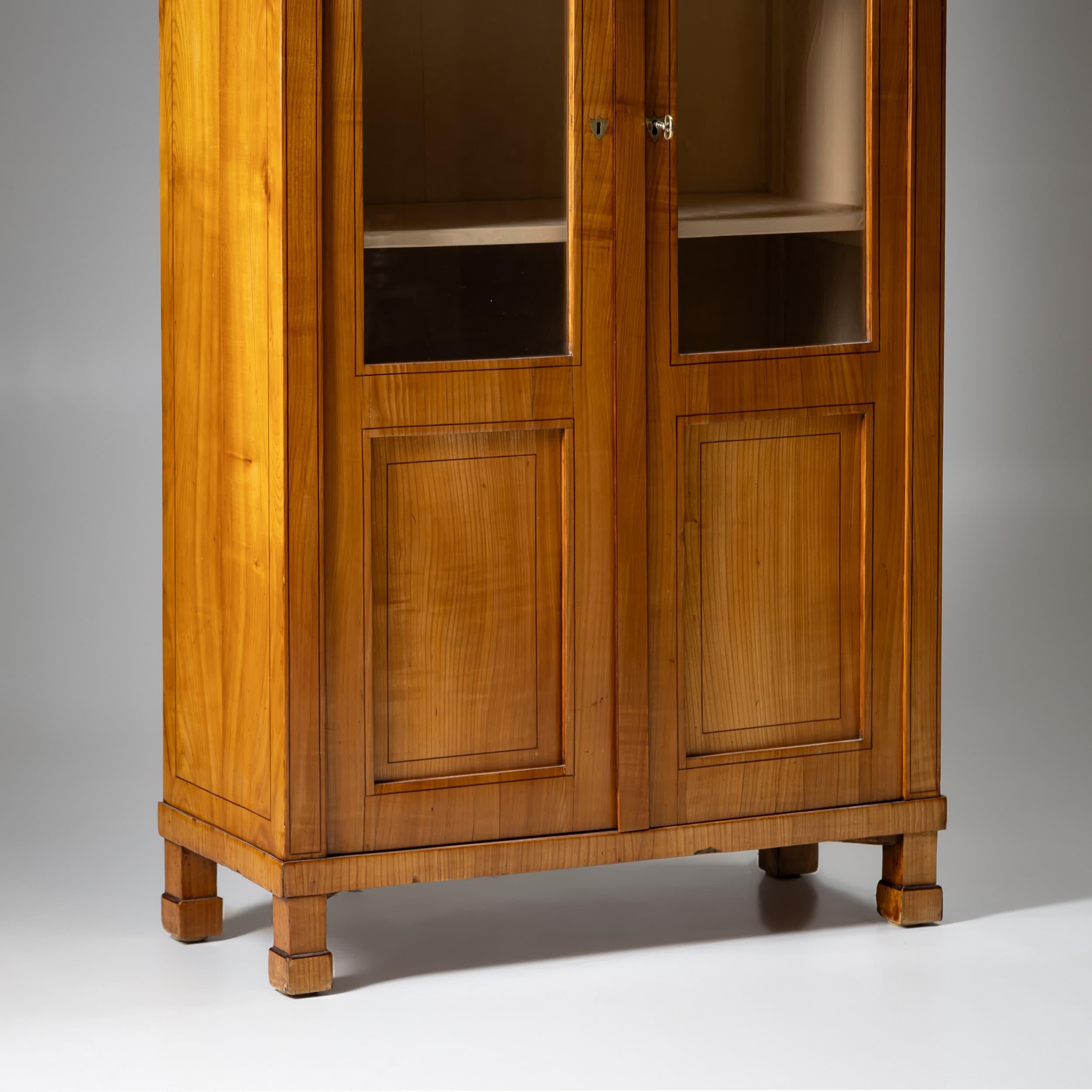 Early 19th Century Biedermeier Bookcase, circa 1820