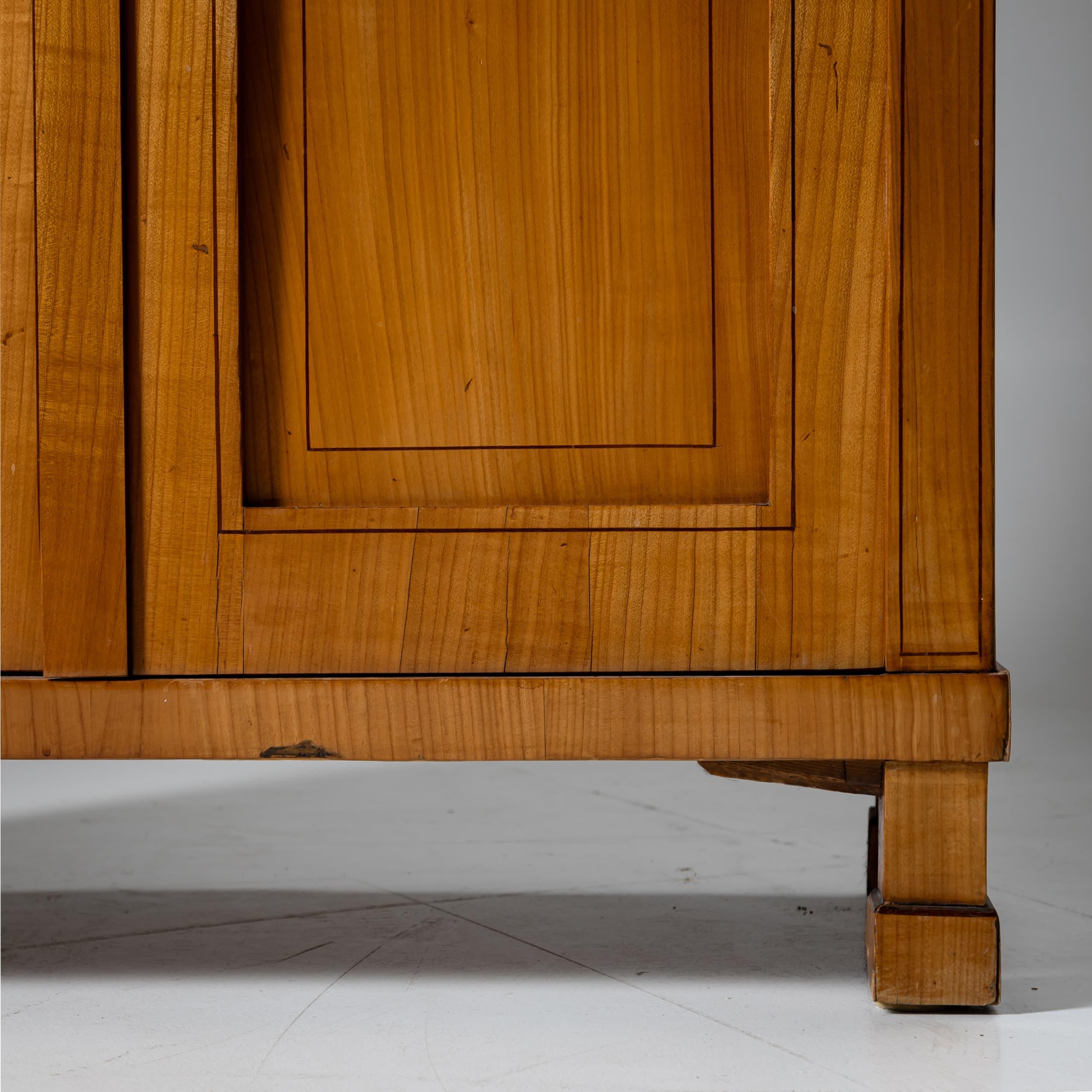 Biedermeier Bookcase, circa 1820 2