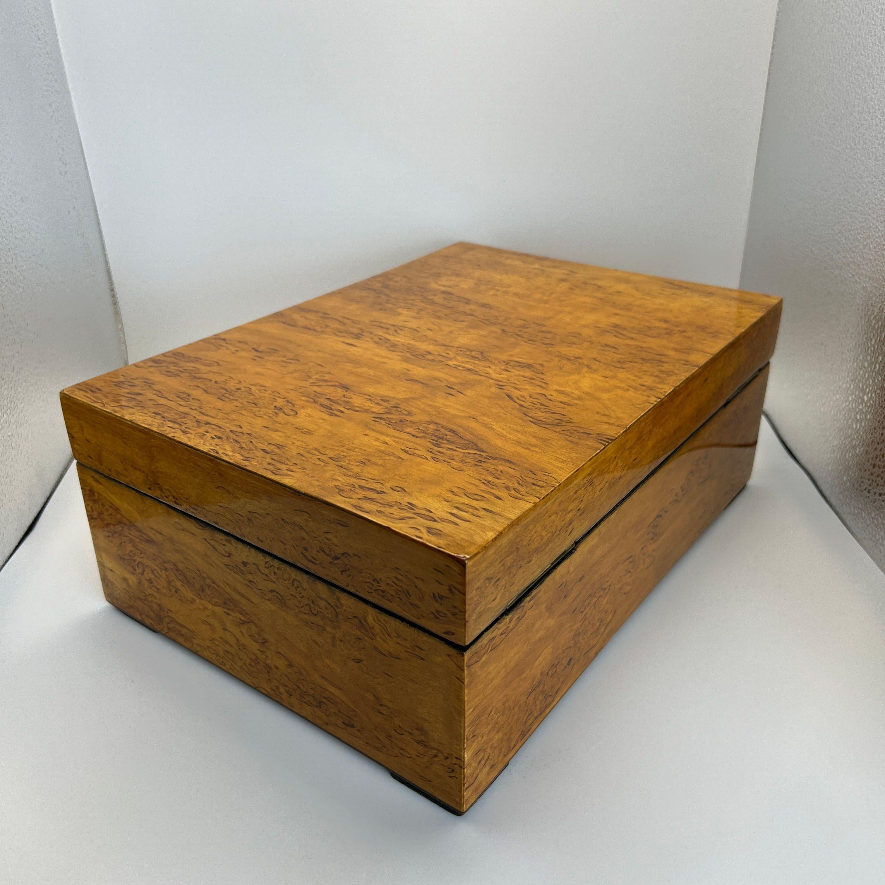 Laiton Boîte Biedermeier, bouleau, laiton, Allemagne, vers 1840 en vente