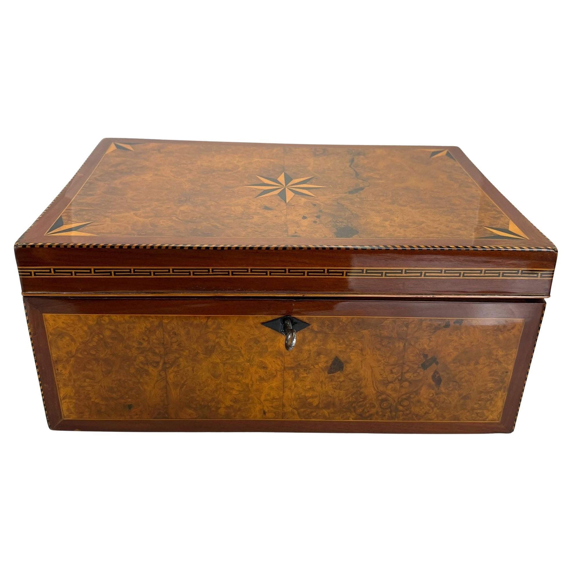 Biedermeier Box, Mahogany, Burlwood, Oak, Inlays, South Germany circa 1840