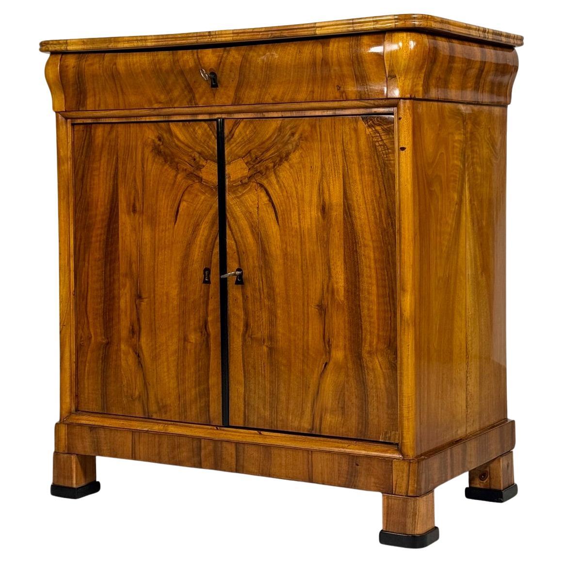 Biedermeier Cabinet in Walnut Veneer, Germany, 19th Century