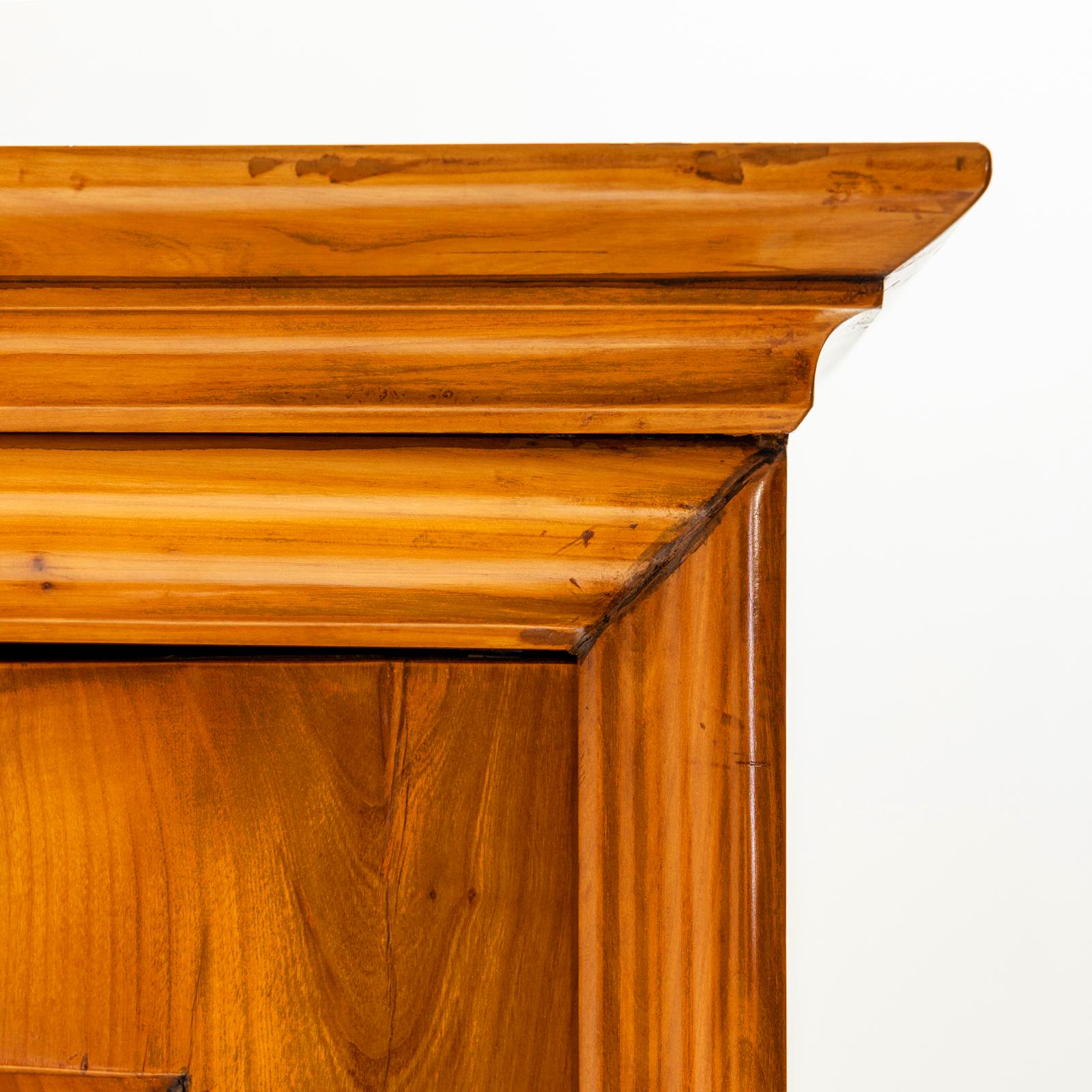 Ciliegio Gabinetto Biedermeier, Germania meridionale, 1830 circa in vendita