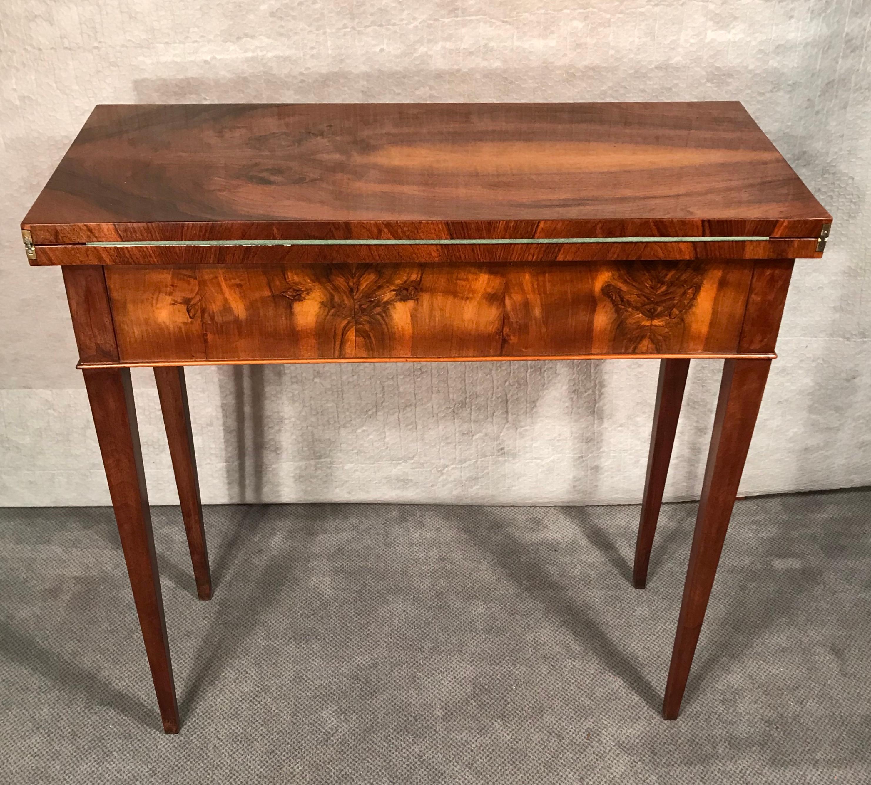 Biedermeier Card or Console Table, South German, 1820, Walnut In Good Condition In Belmont, MA