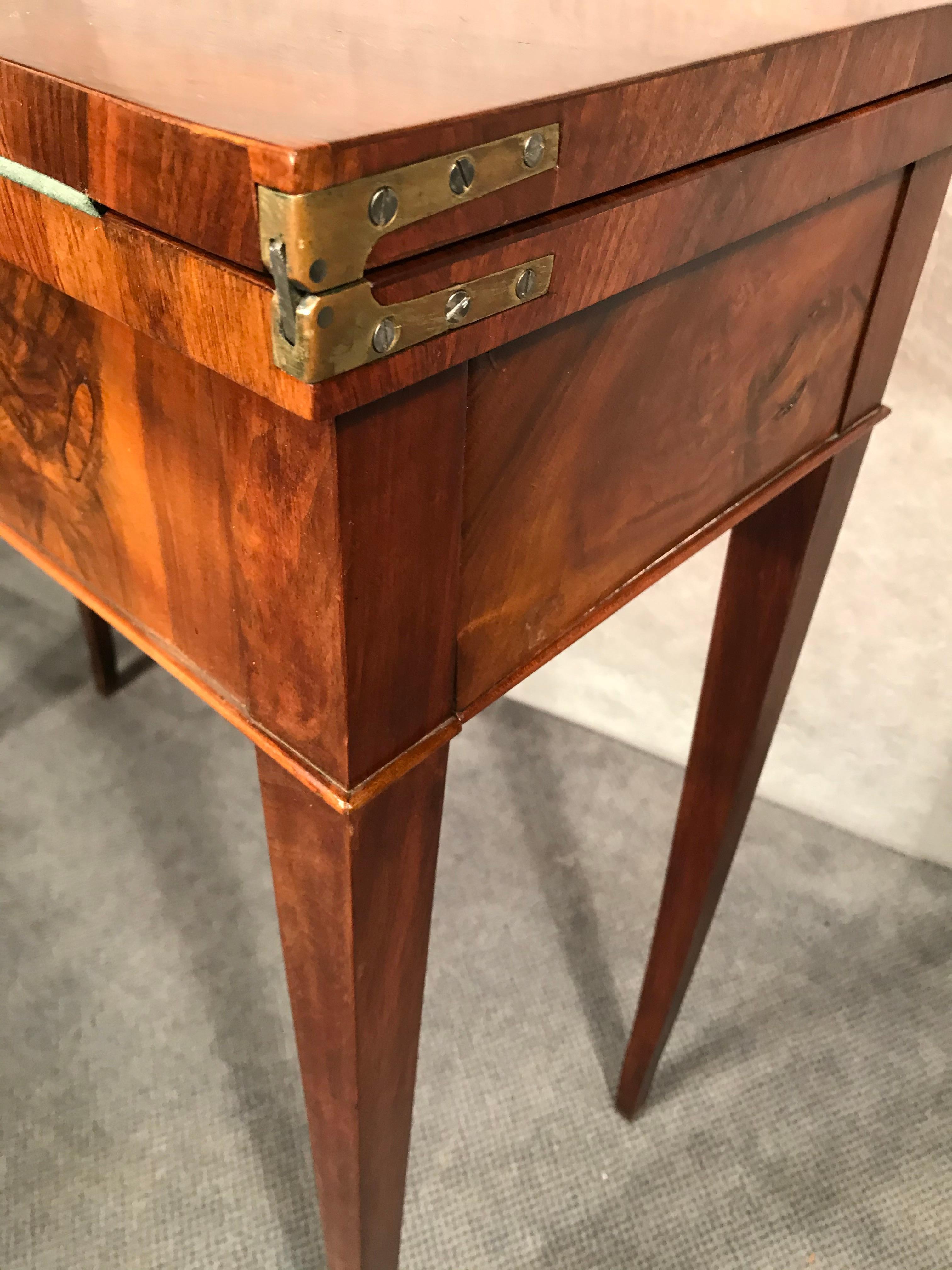 Biedermeier Card or Console Table, South German, 1820, Walnut 1