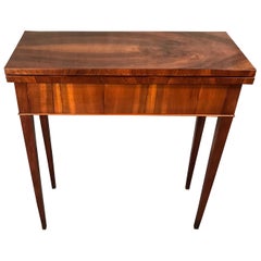 Table de poker ou console Biedermeier, Allemagne du Sud, 1820, noyer