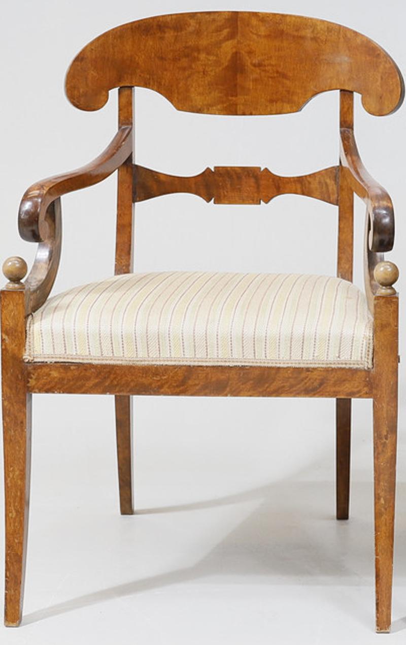 Biedermeier Carver Chairs Swedish Early 1900s Antique Quilted Golden Birch In Good Condition In Lewes, England