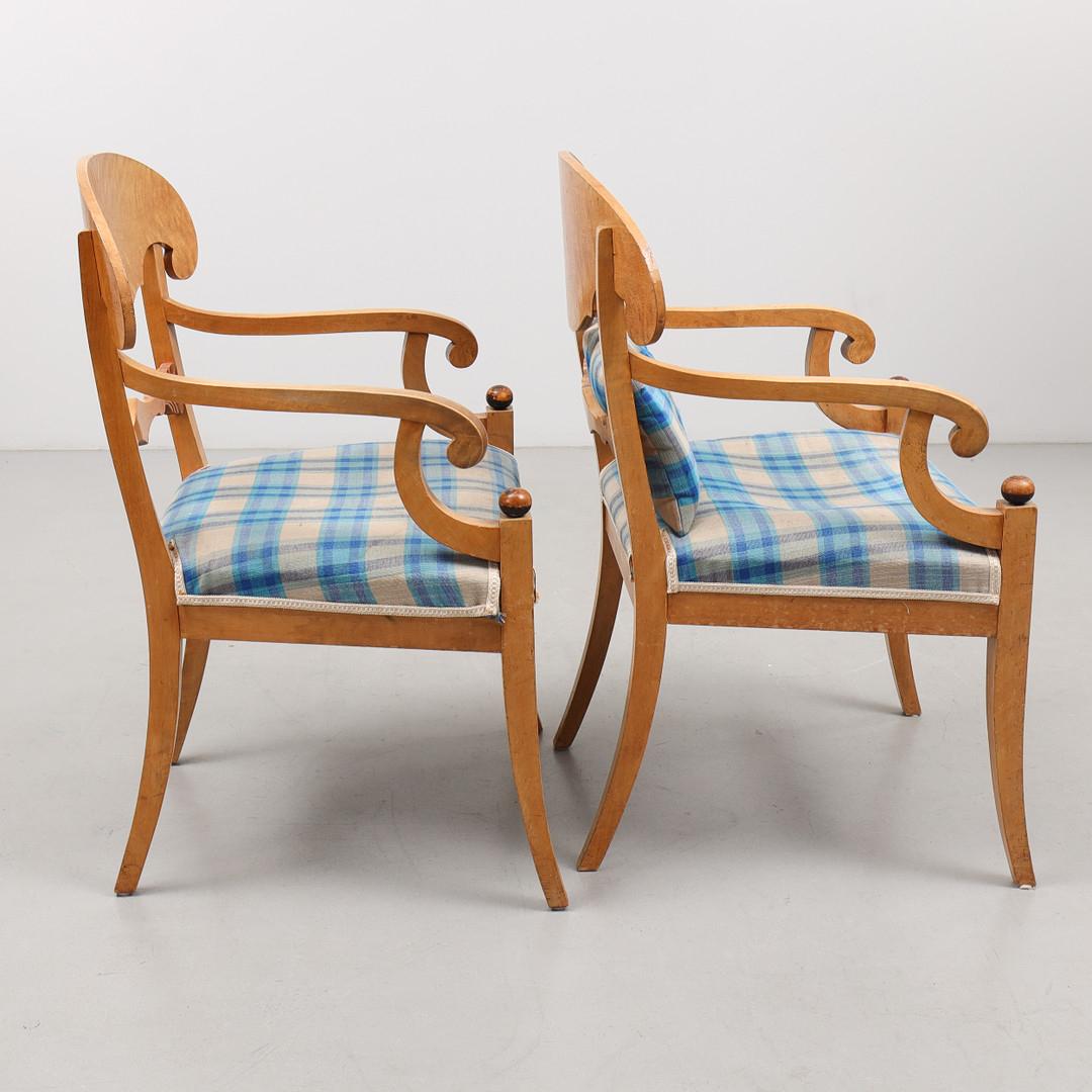Biedermeier Carver Chairs Swedish Late 1800s Antique Quilted Golden Birch 1800s In Good Condition For Sale In LONDON, GB