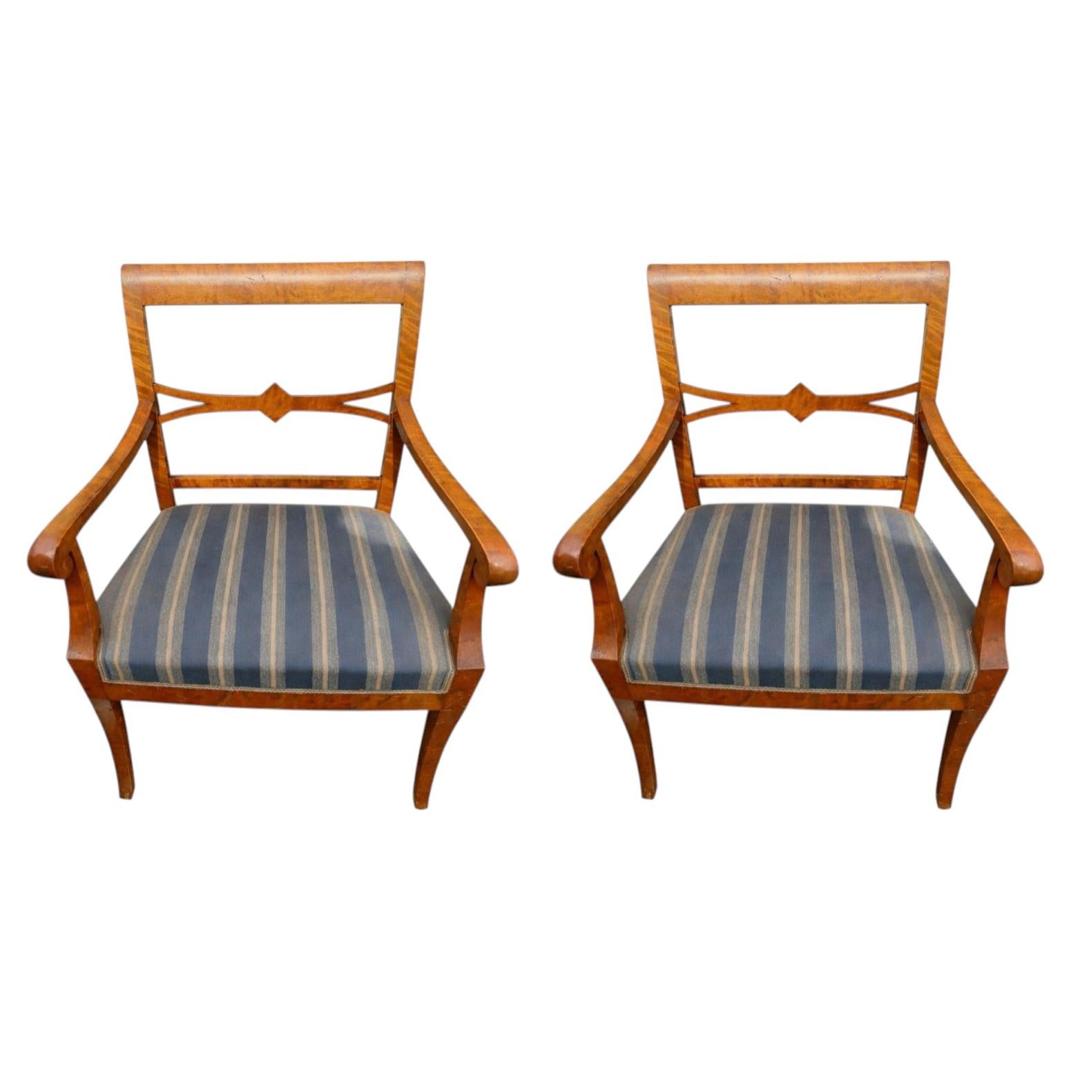 Fauteuils de sculpteur Biedermeier suédois de la fin des années 1800, en bouleau doré matelassé ancien en vente