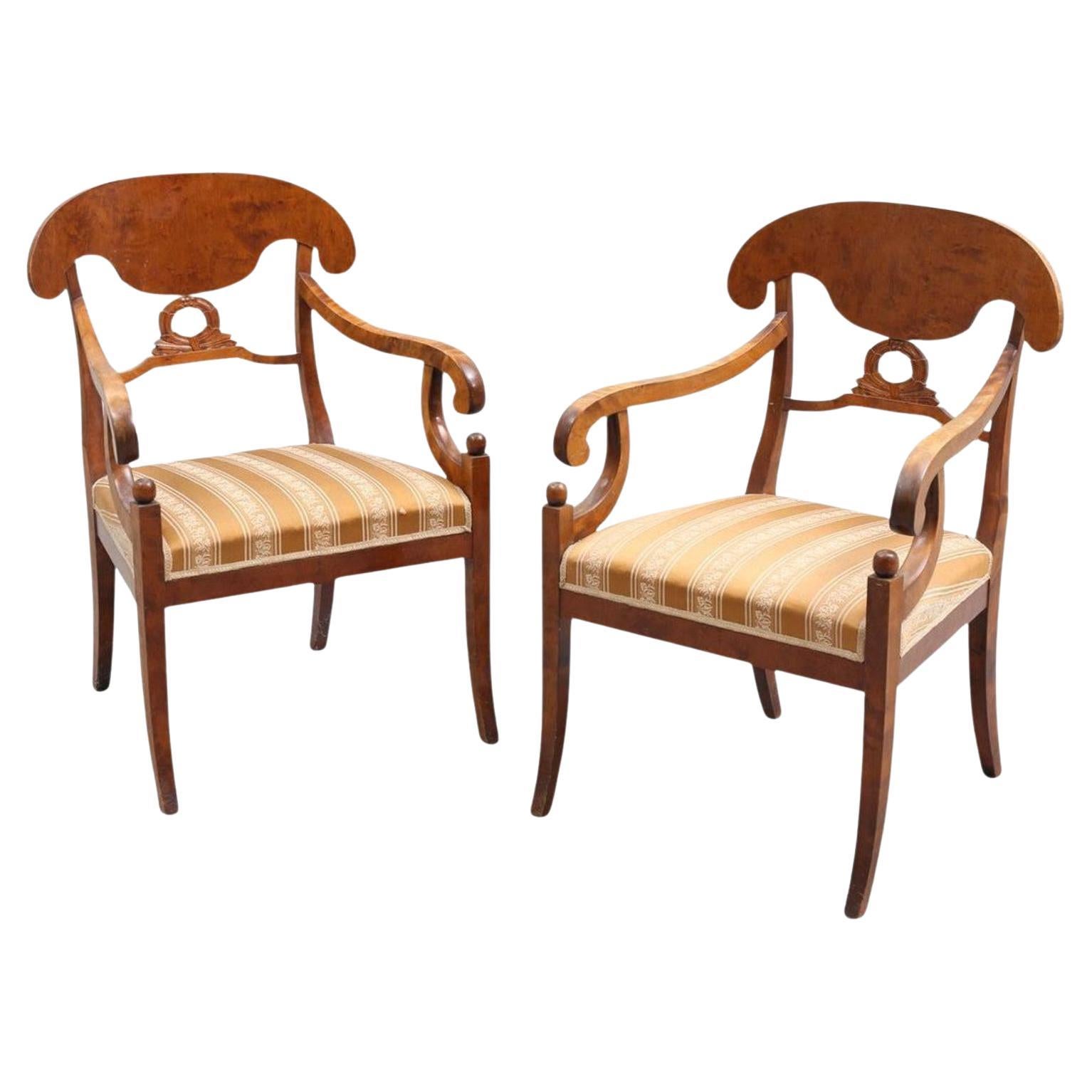 Biedermeier Carver Sillas Suecas Finales 1800 Antiguo Abedul Dorado Corona 1800 en venta