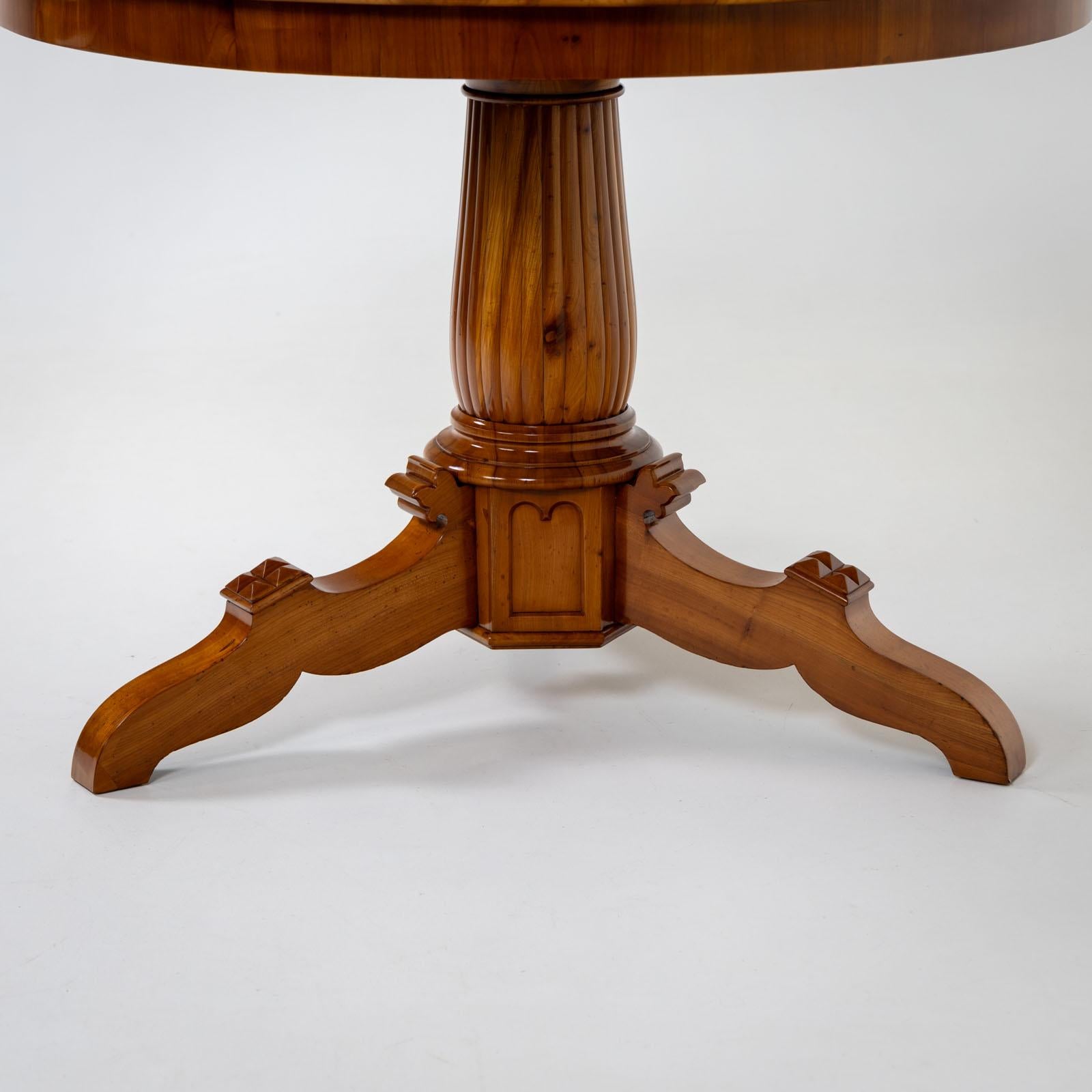 German Biedermeier Center Table, Mid-19th Century For Sale