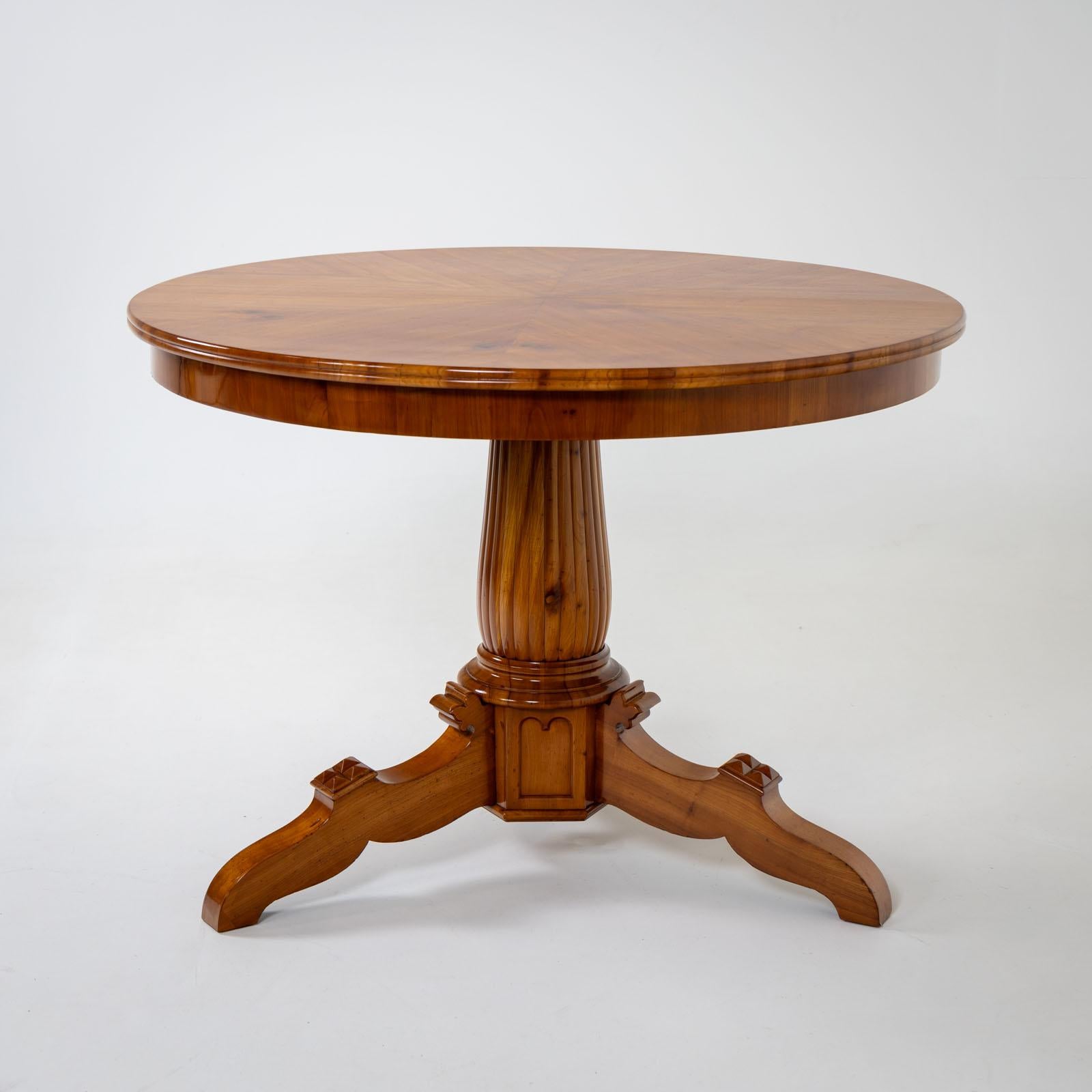 Veneer Biedermeier Center Table, Mid-19th Century For Sale