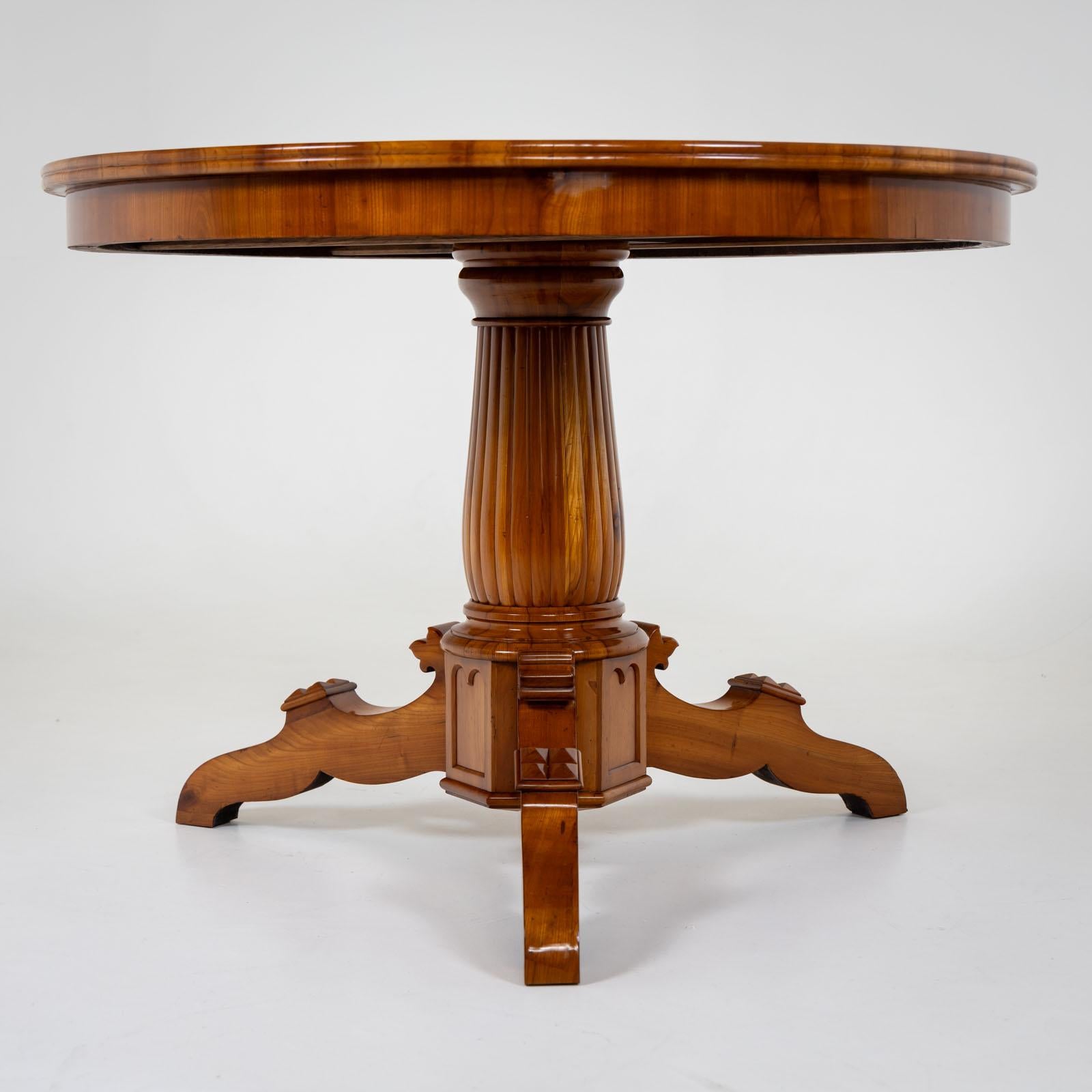 Biedermeier Center Table, Mid-19th Century For Sale 1