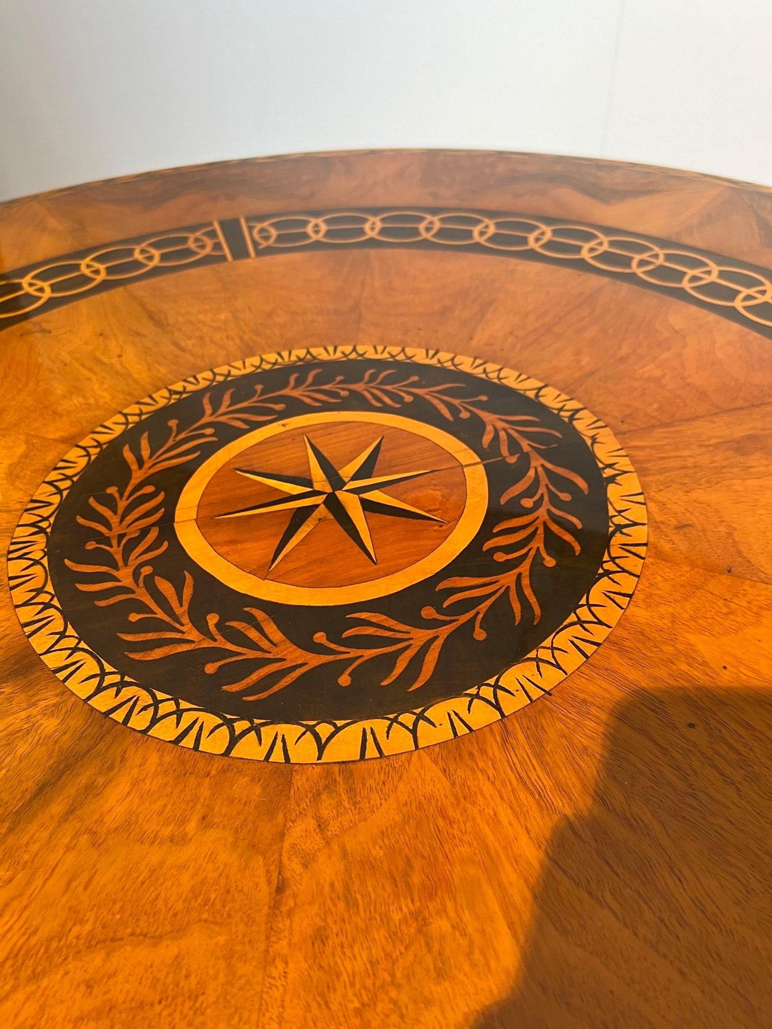 Biedermeier Center Table, Walnut Veneer, Maple Inlays, Germany circa 1830 For Sale 5