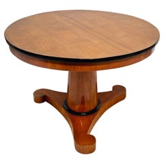 Biedermeier Center Table with Tilt-Top, Cherry Veneer, South Germany circa 1820