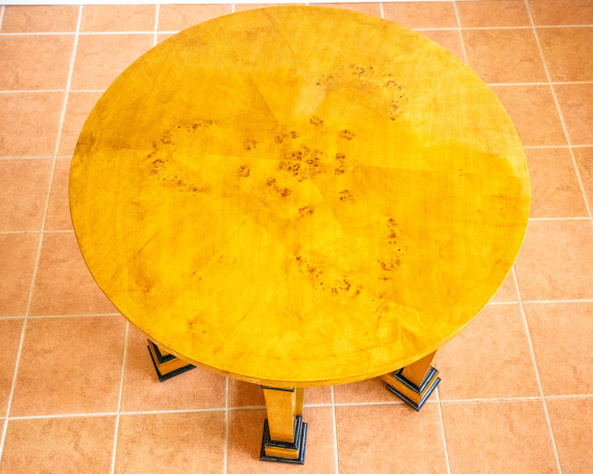 Mesa de centro Biedermeier Rubia Abedul Carelia Casa de campo Finlandesa Rusa en venta 9