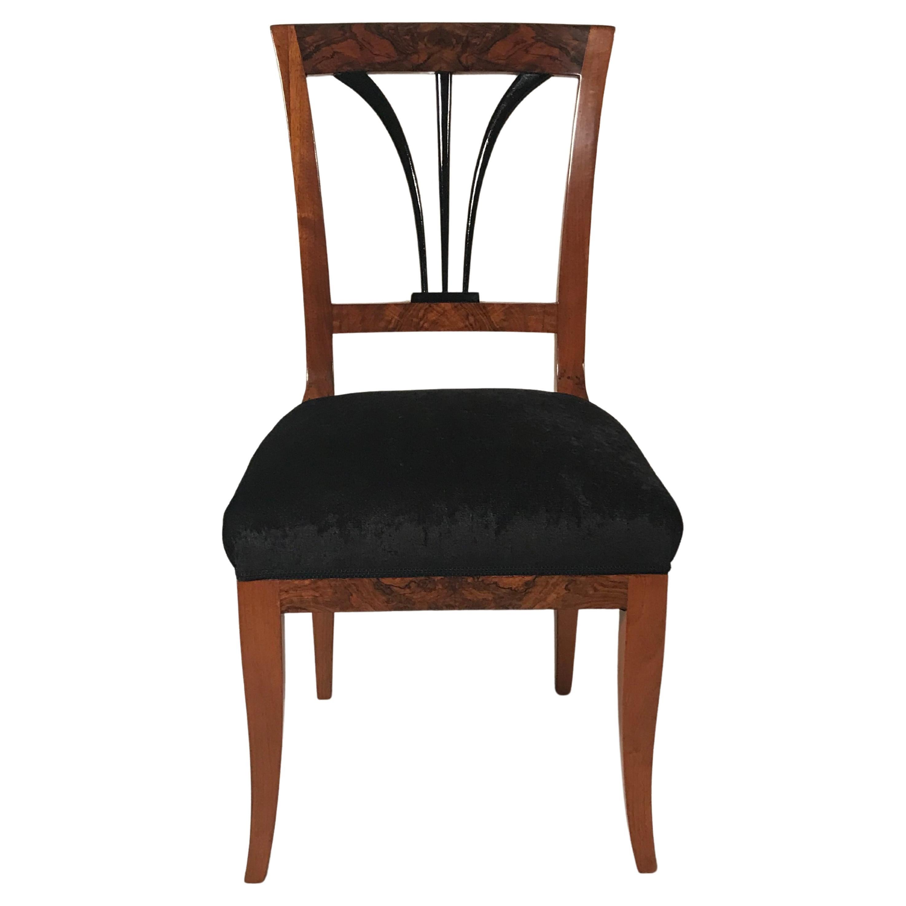 Biedermeier Chair, 1820-30, Walnut For Sale