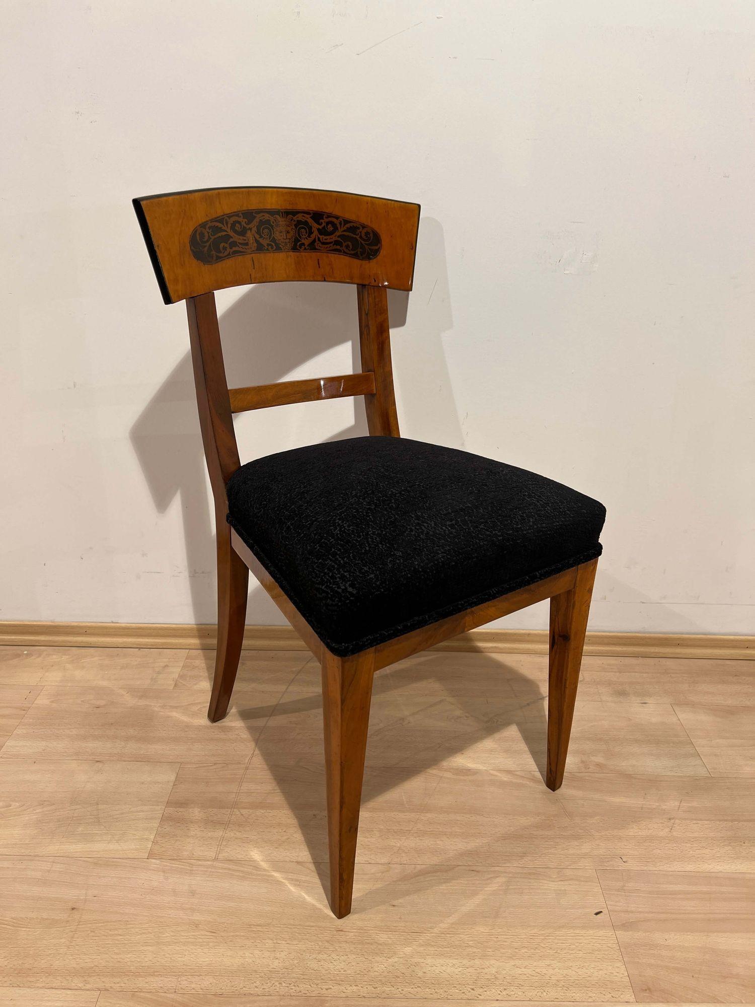 Biedermeier Chair, Cherry Wood and Ink, South Germany, circa 1820 For Sale 1