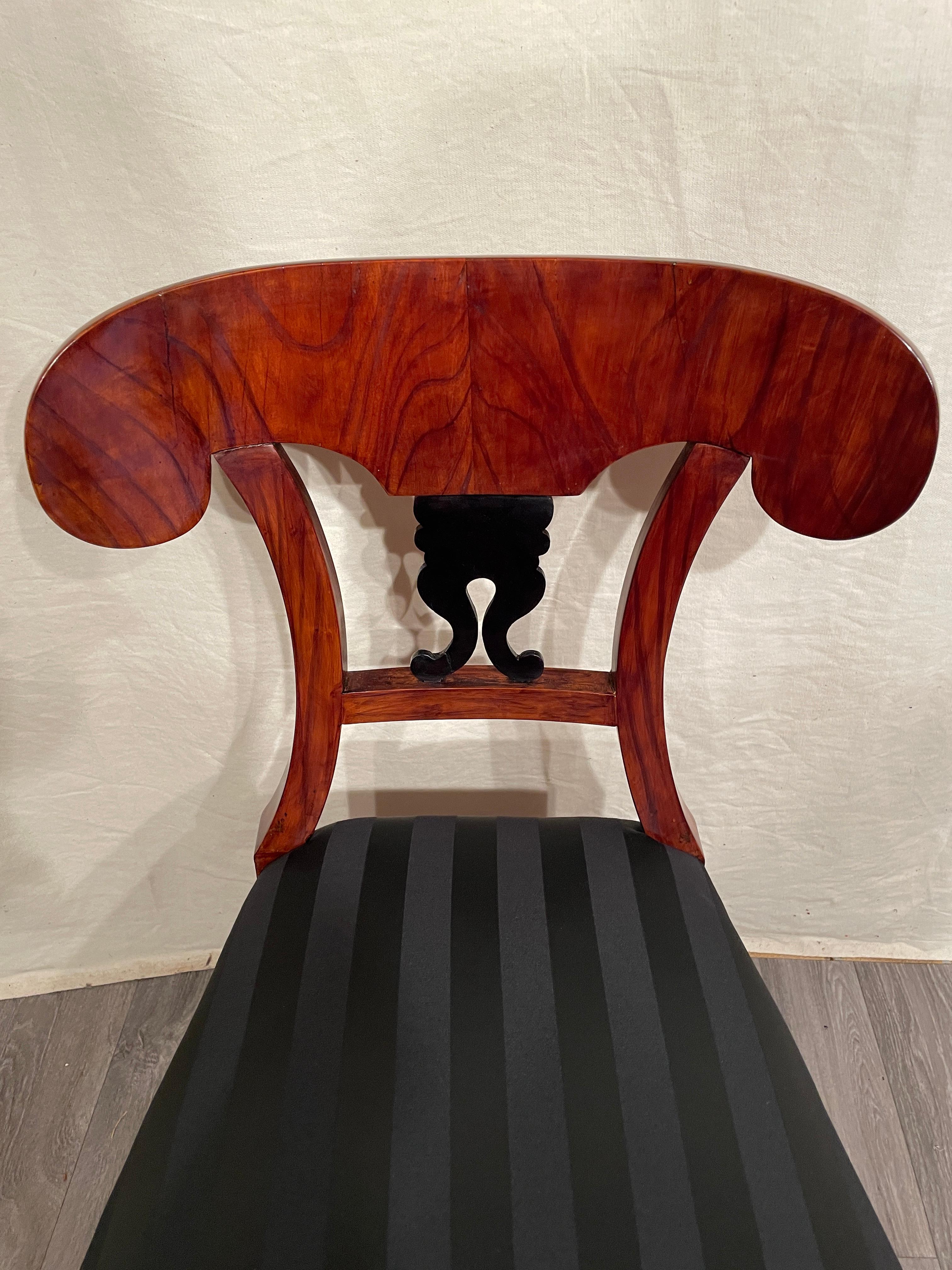 Early 19th Century Biedermeier Chair, South German 1820, Walnut For Sale