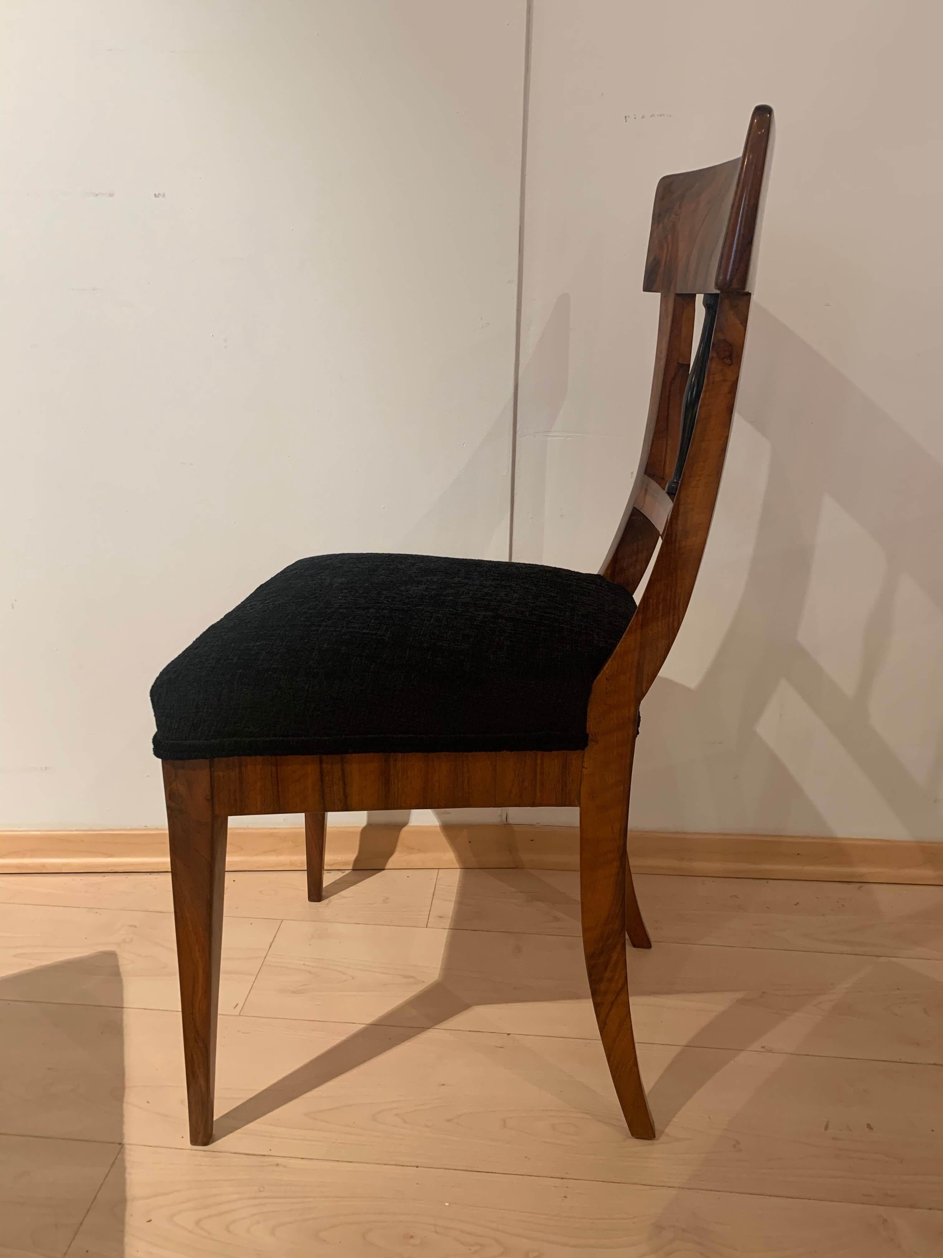 Polished Biedermeier Chair, Walnut Veneer, Black Velvet, South Germany, circa 1820