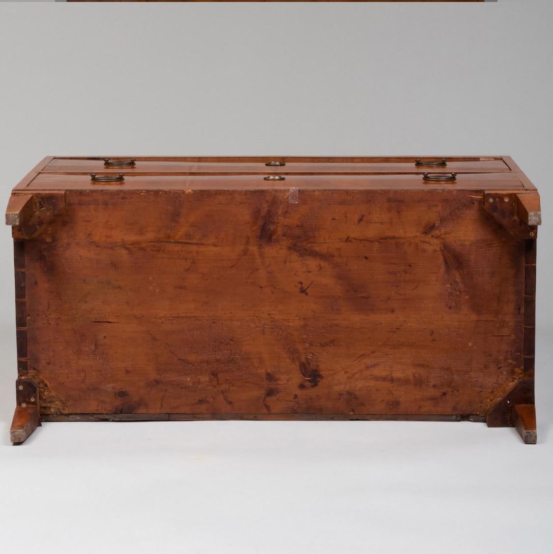 Cassettiera Biedermeier in ciliegio in vendita 1