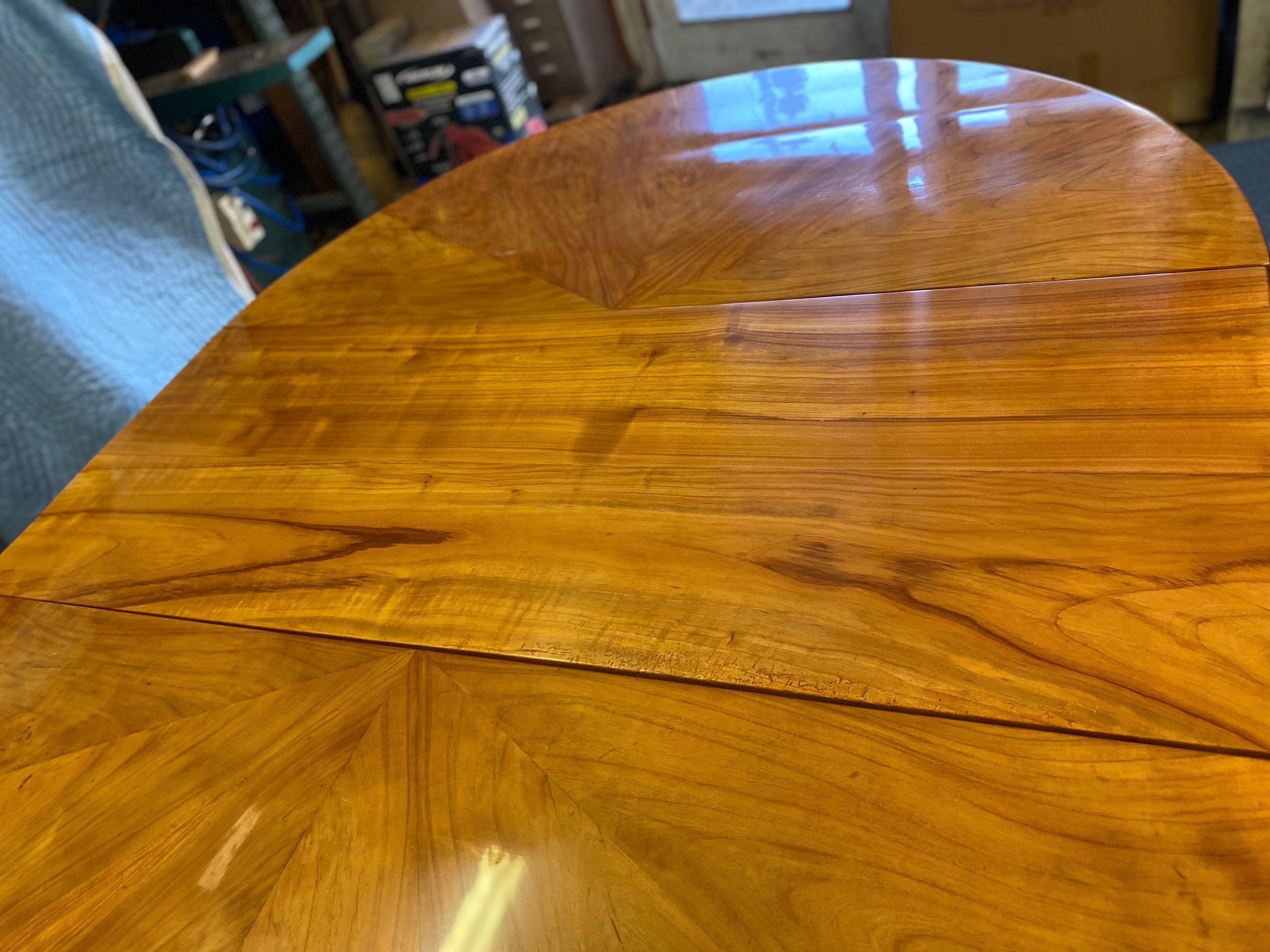 Table de salle à manger Biedermeier, Allemagne du Sud, vers 1815 en vente 8