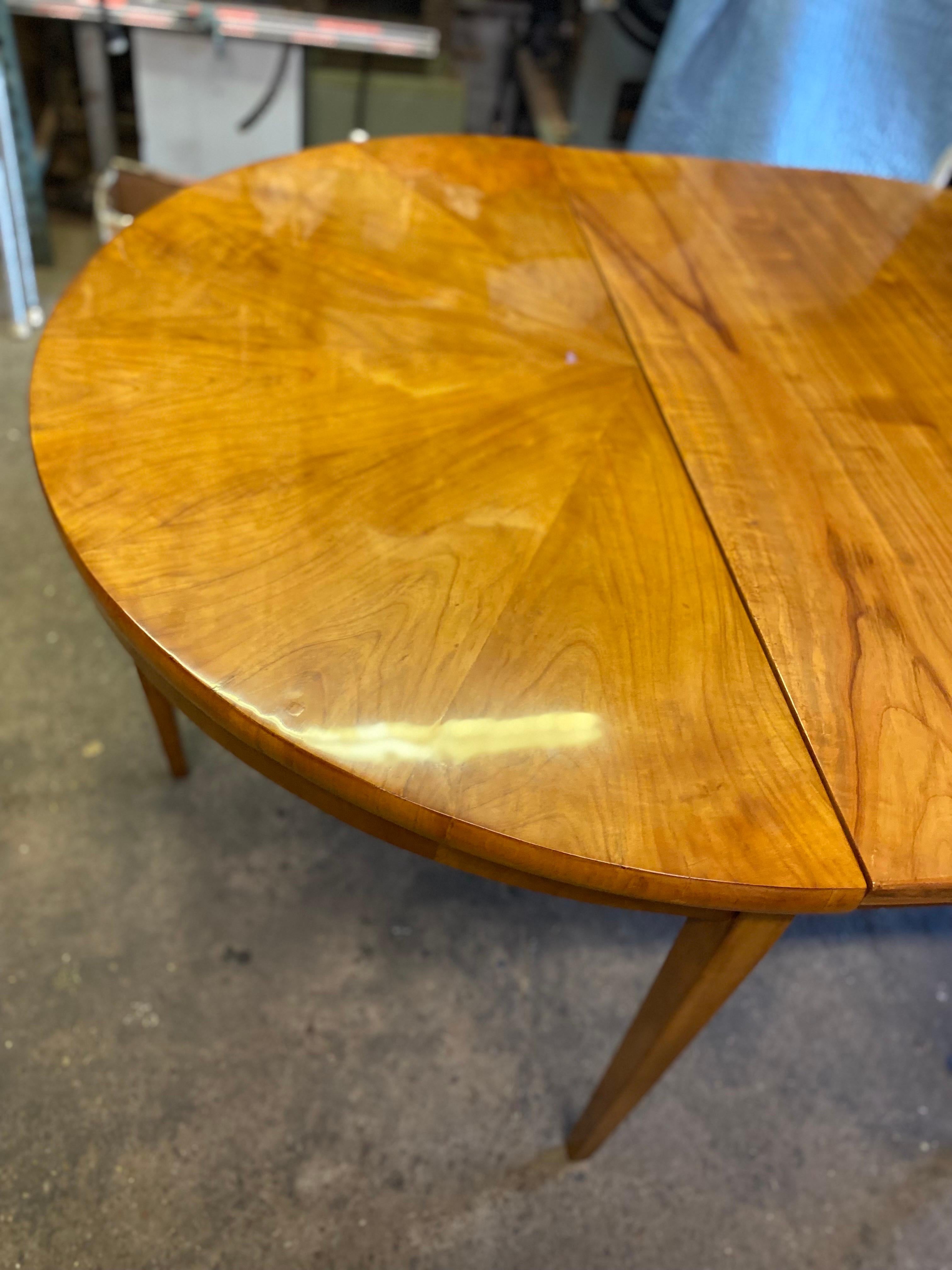 Table de salle à manger Biedermeier, Allemagne du Sud, vers 1815 en vente 12