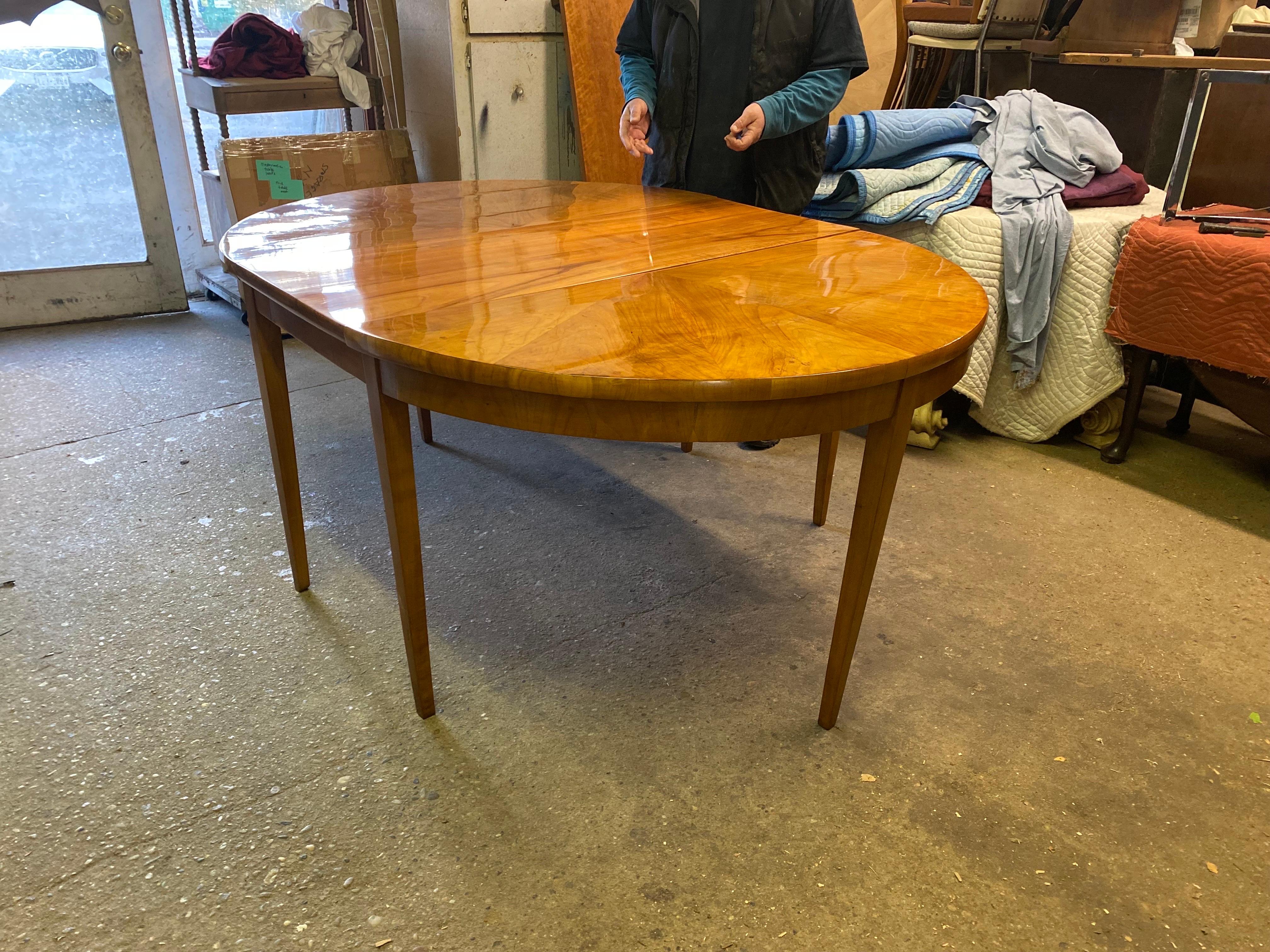 Table de salle à manger Biedermeier, Allemagne du Sud, vers 1815 en vente 2