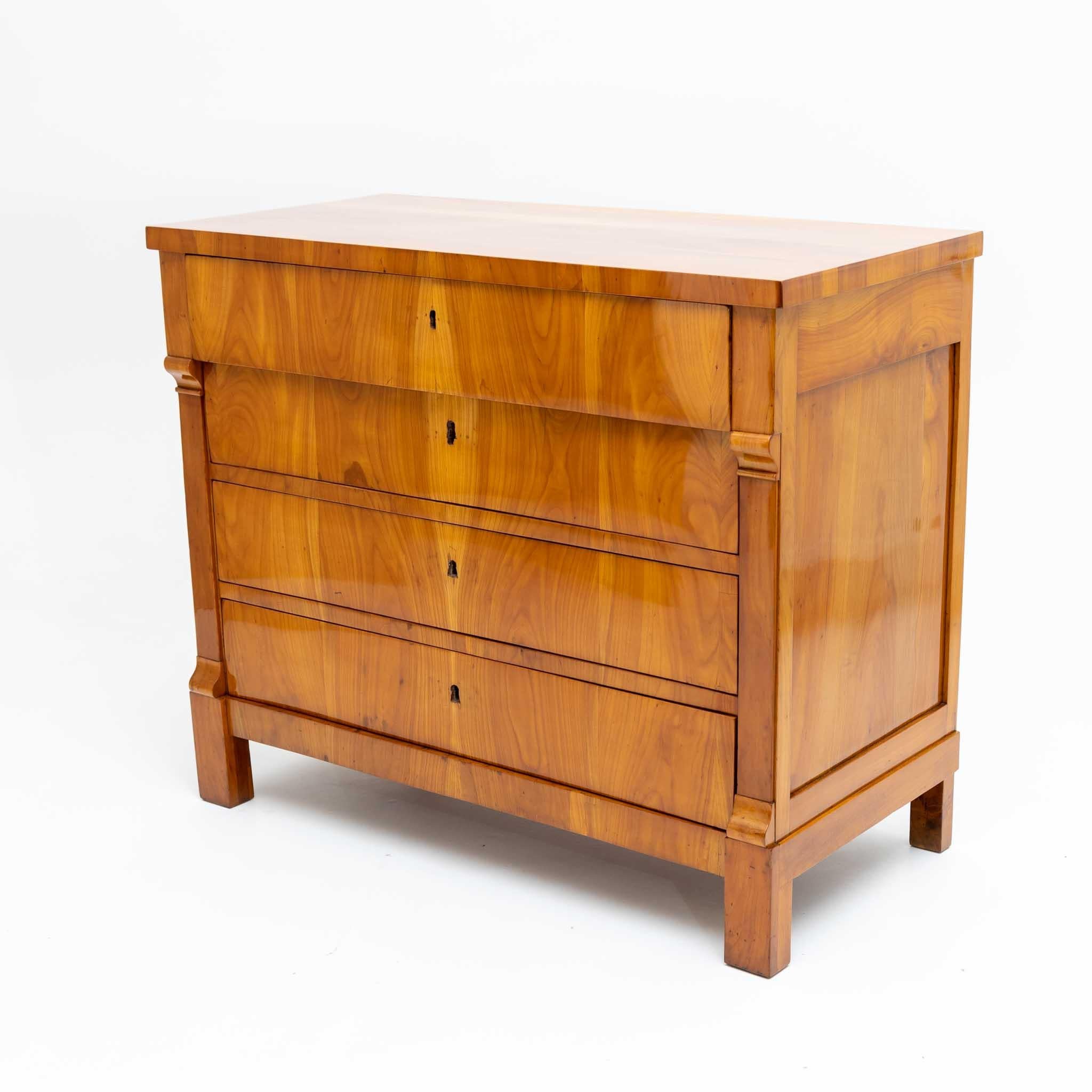 Mid-19th Century Biedermeier Cherrywood Chest of Drawers, four Drawers, Germany, circa 1830