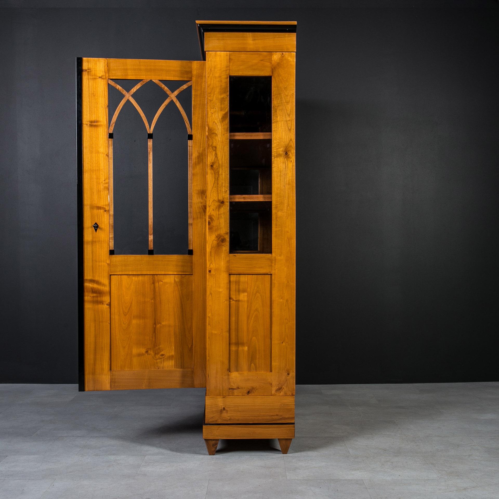 Biedermeier Cherrywood Vitrine, Germany, 19th Century, Fully Restored For Sale 1