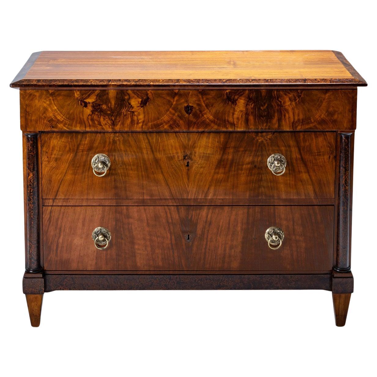 Cómoda Biedermeier, 1ª mitad del S. XIX