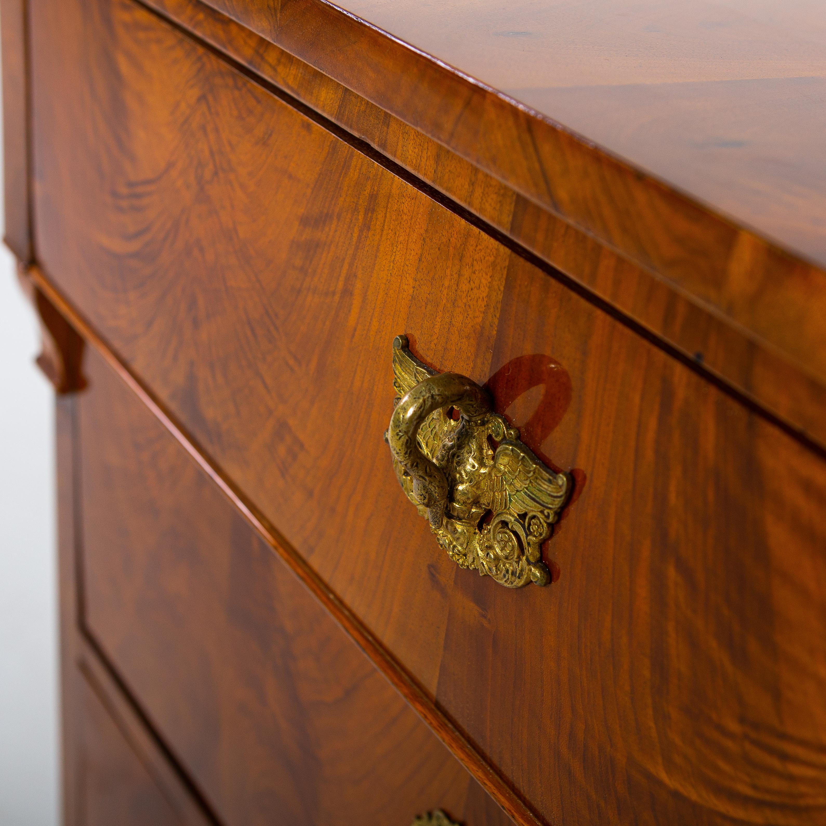 Mid-19th Century Biedermeier Chest of Drawers, Central Germany, Probably Hesse C. 1830