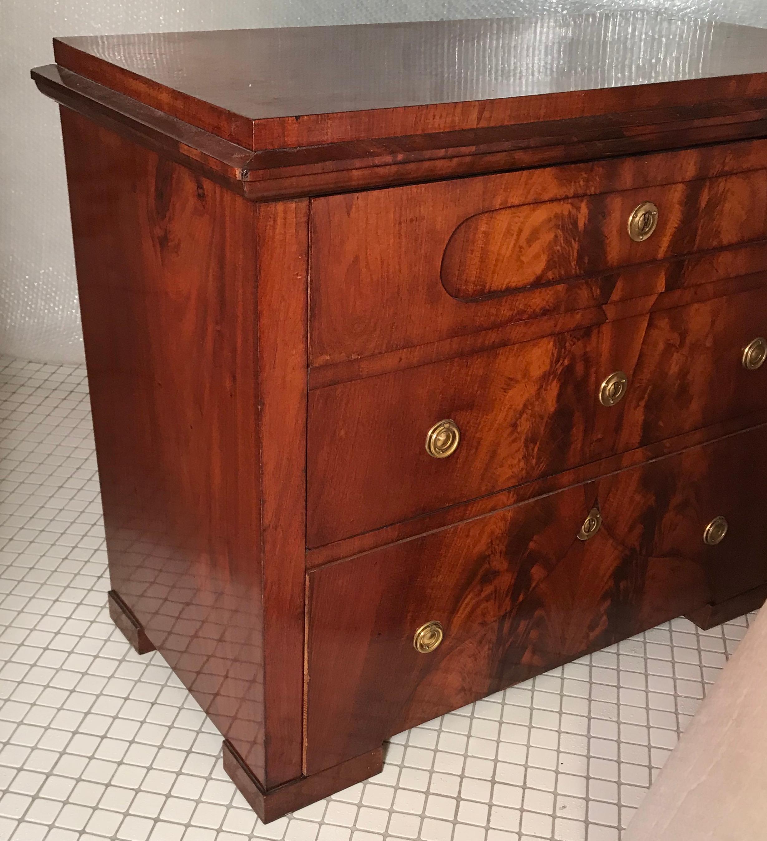 Veneer Biedermeier Chest of Drawers, Mahogany, Denmark, 1820 For Sale