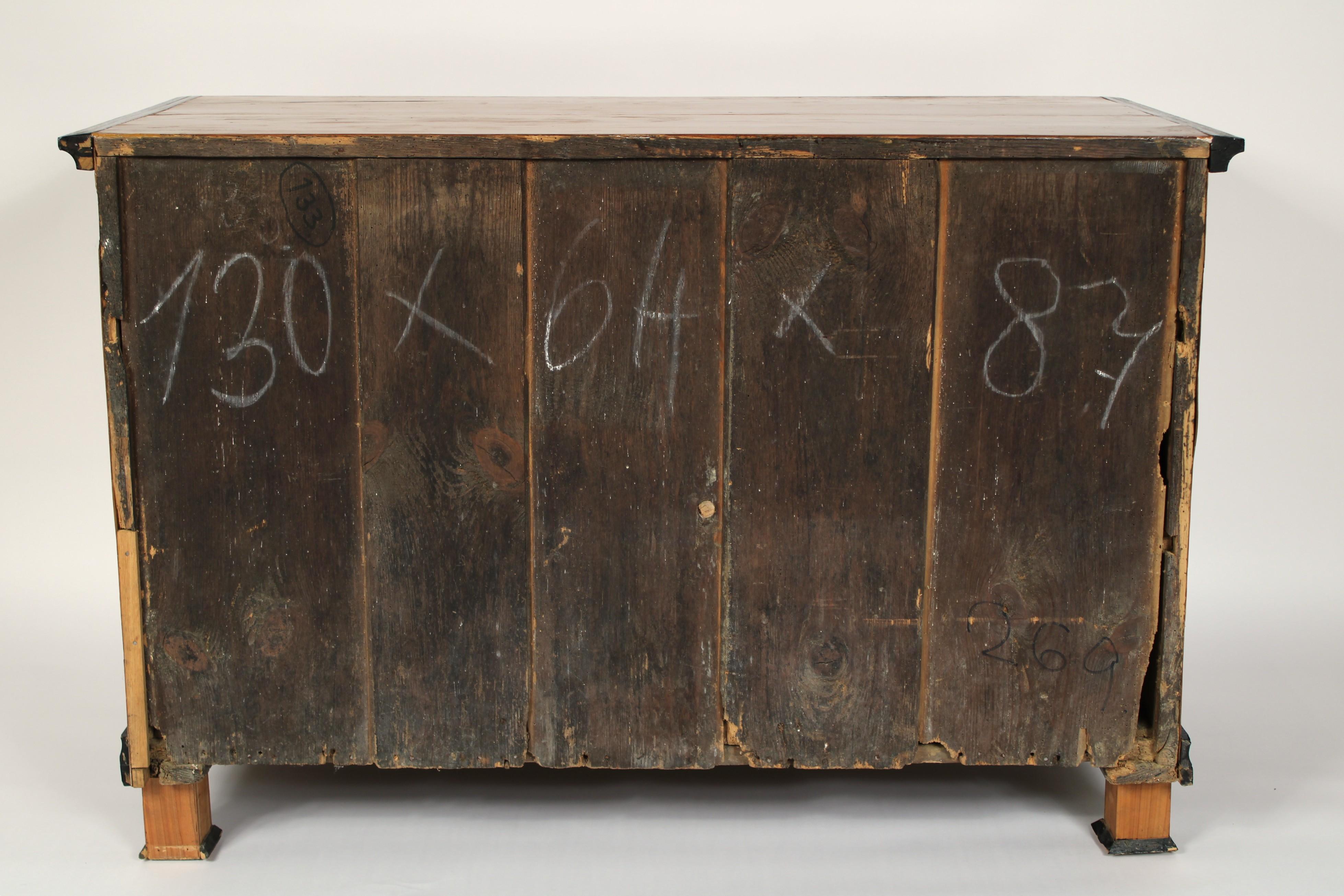 Biedermeier Chest of Drawers For Sale 7