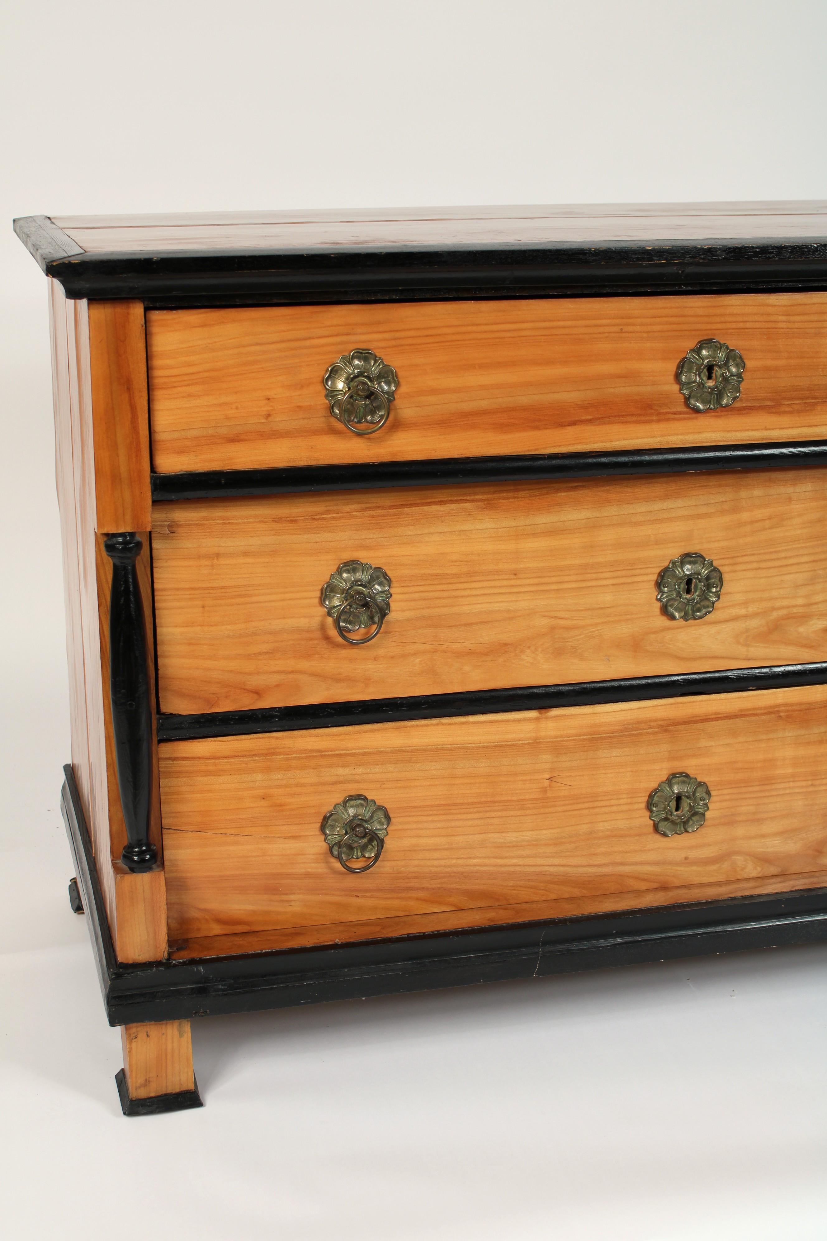 Biedermeier Chest of Drawers For Sale 1