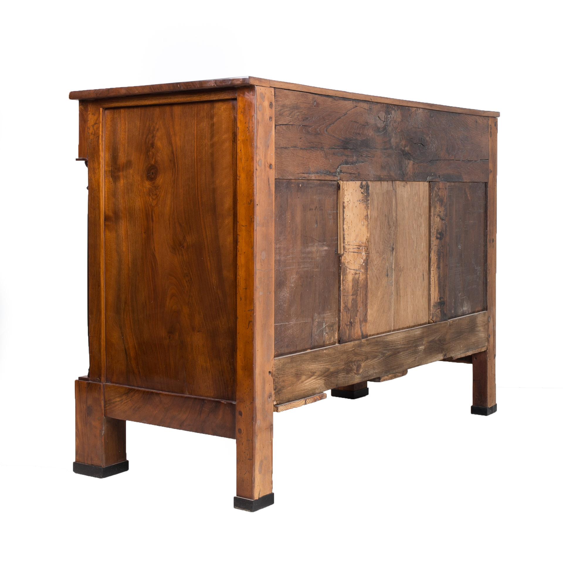 Biedermeier Chest of Drawers, France, 19th Century For Sale 4
