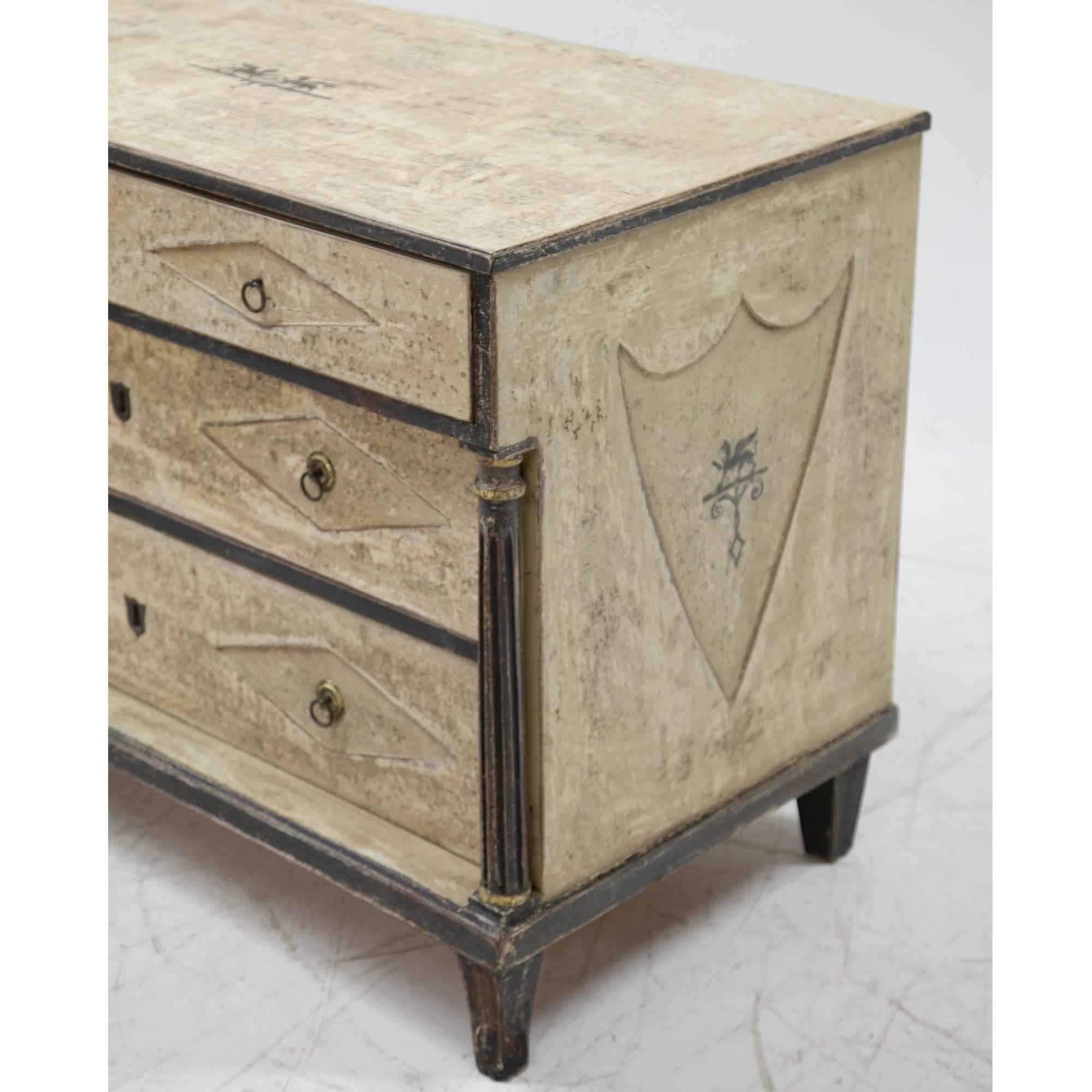 Biedermeier Chest of Drawers, Franconia, circa 1820 1