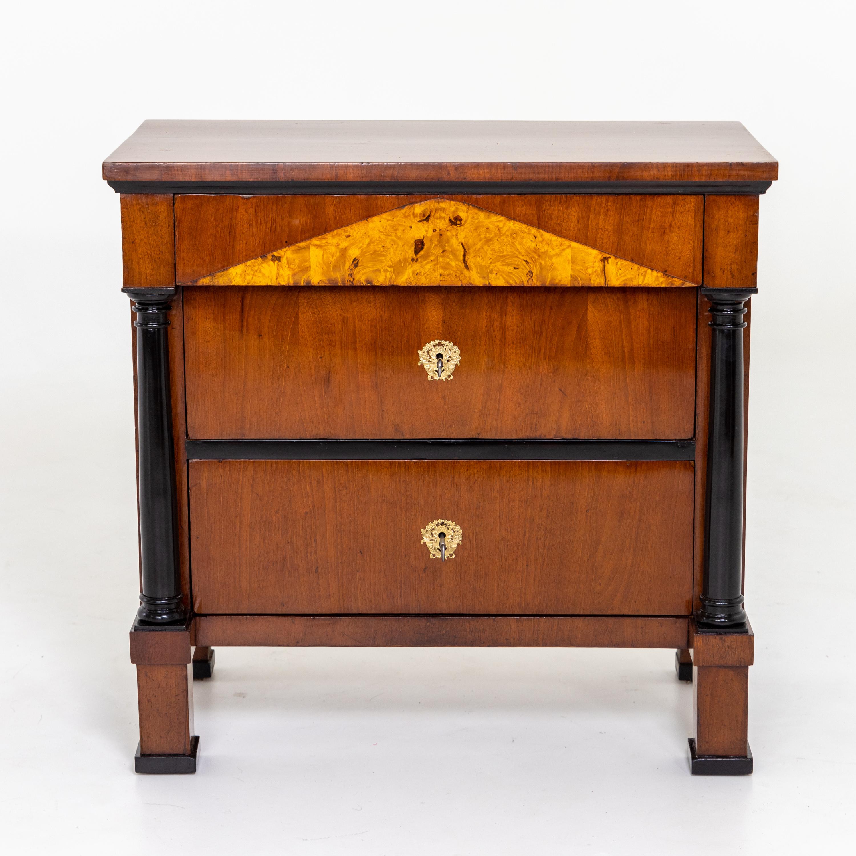 Biedermeier Chest of Drawers, Germany around 1820 In Good Condition For Sale In Greding, DE