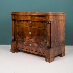 Biedermeier Chest of Drawers in Walnut, Germany, 19th Century