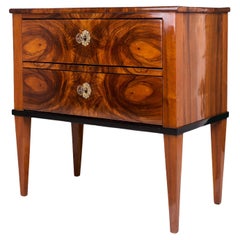 Biedermeier Chest of Drawers in Walnut, Germany, First Half of 19th Century