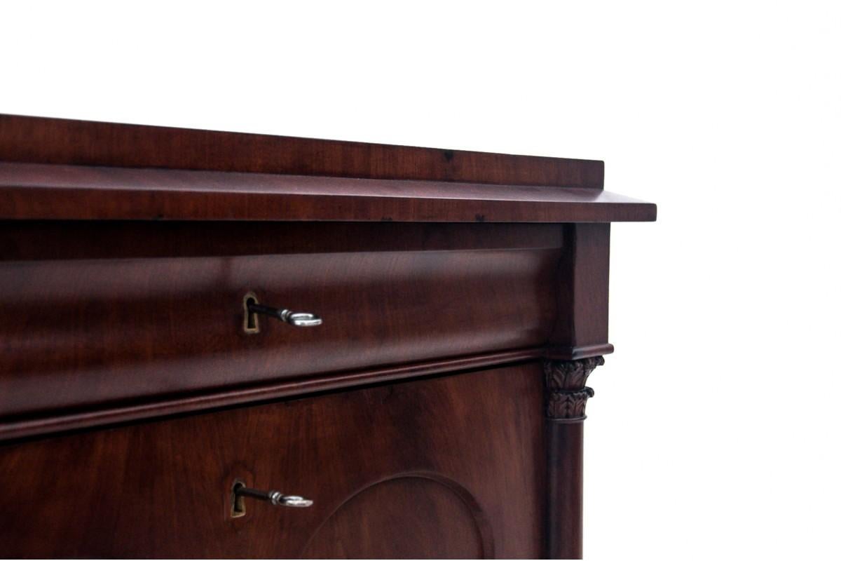 Biedermeier chest of drawers, Northern Europe, around 1860. After renovation. For Sale 1