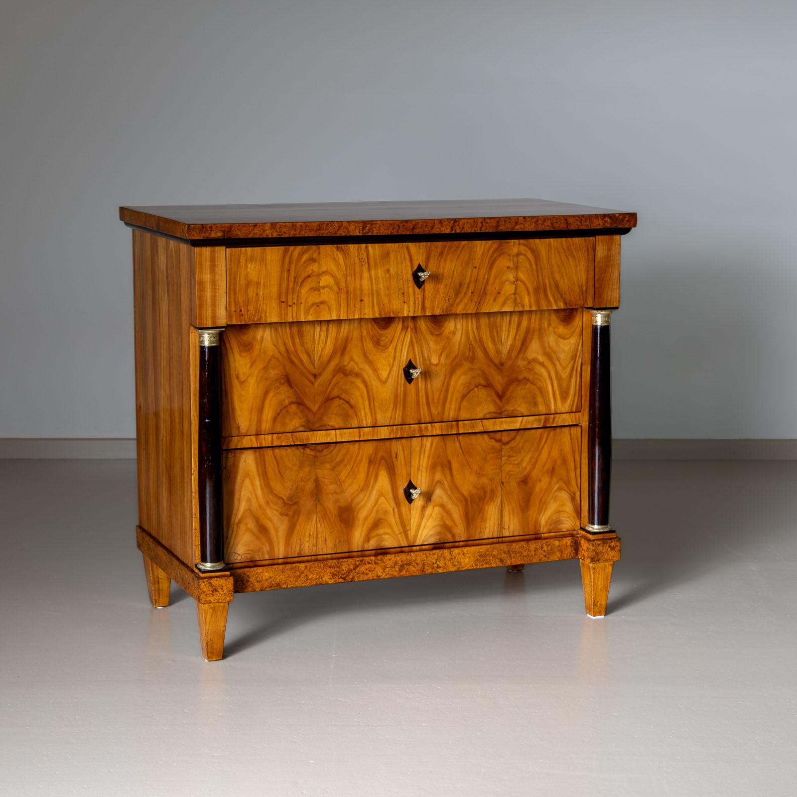 Early 19th Century Biedermeier Chest of Drawers, South Germany, circa 1820 For Sale
