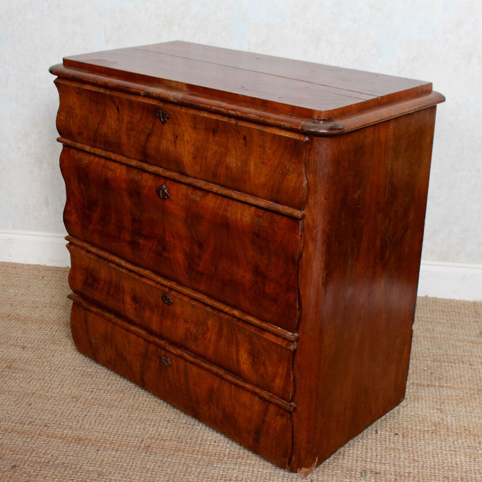 Biedermeier Chest of Drawers Swedish Flamed Mahogany For Sale 2