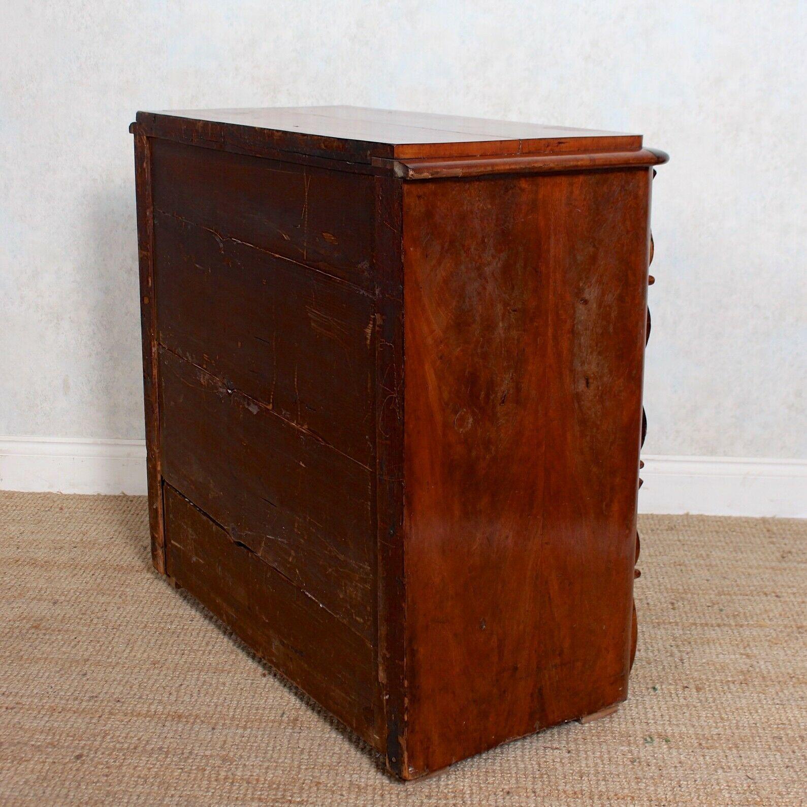 Biedermeier Chest of Drawers Swedish Flamed Mahogany For Sale 5