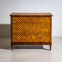 Biedermeier-Kommode mit Schachbrettmuster-Furnier, Deutschland