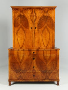 Coffre, secrétaire ou cabinet Biedermeier, Noyer, Allemagne du Sud, vers 1830