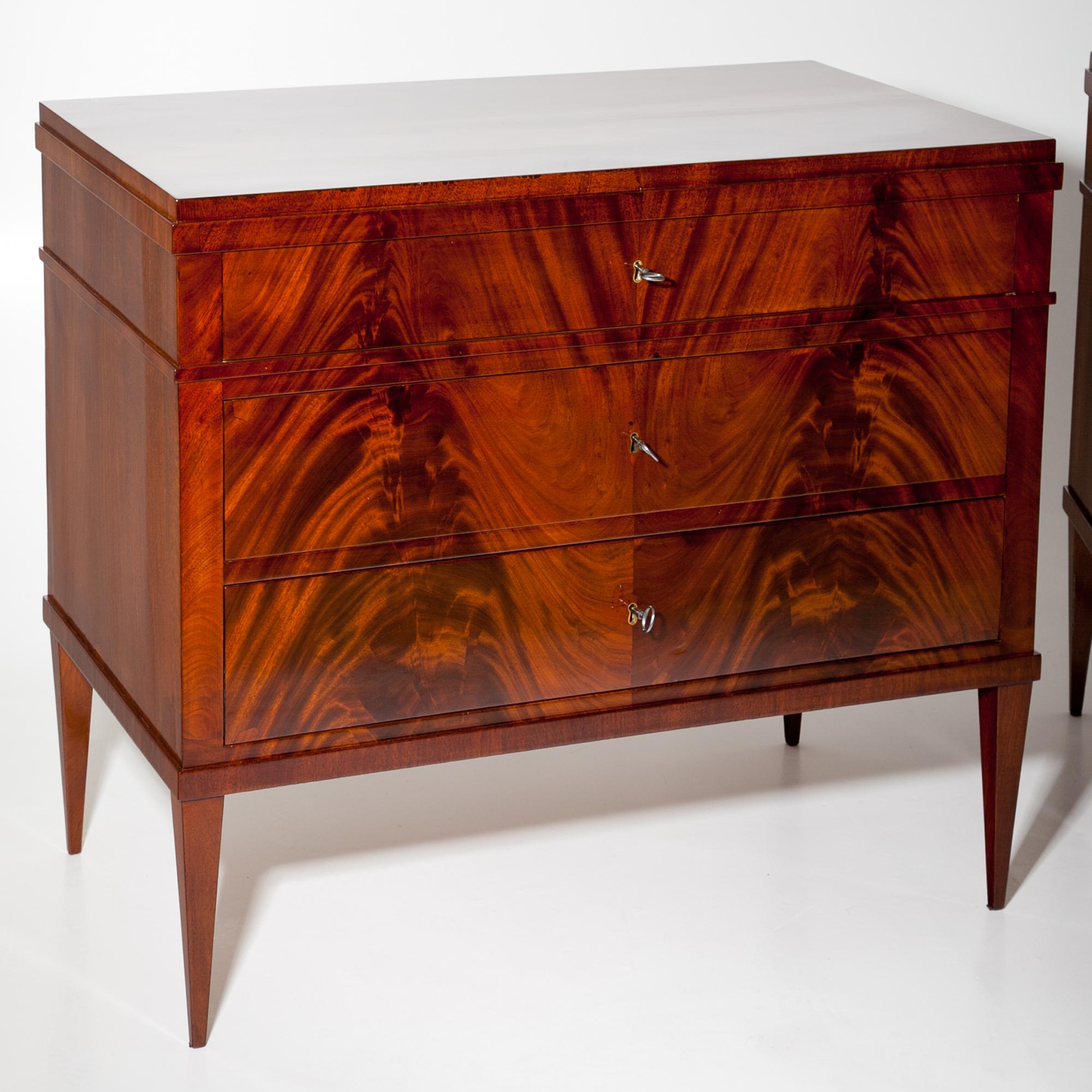 Biedermeier Chests of Drawers, circa 1820 In Good Condition In Greding, DE
